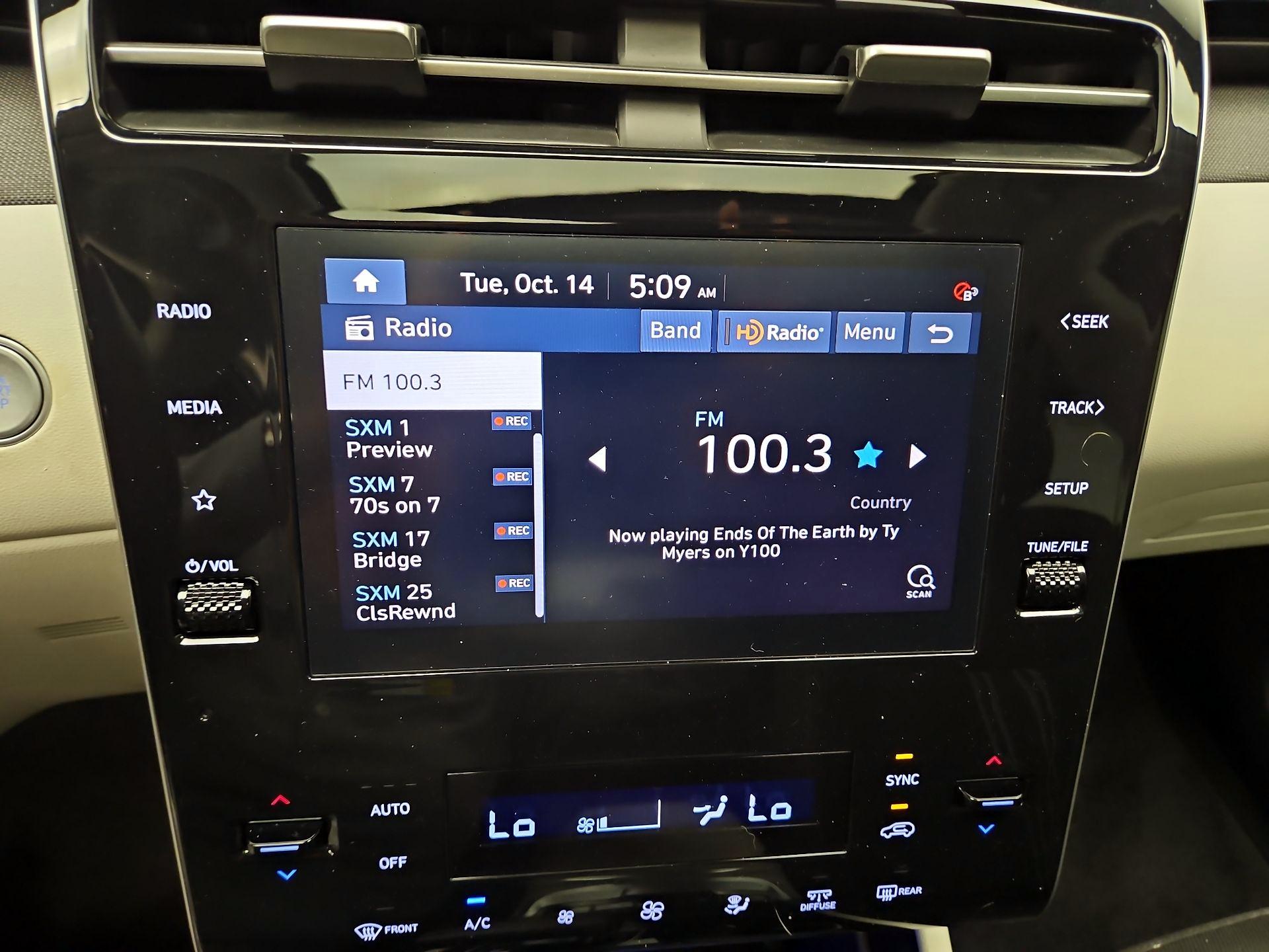 Thumbnail: 2022 Hyundai Tucson - 15