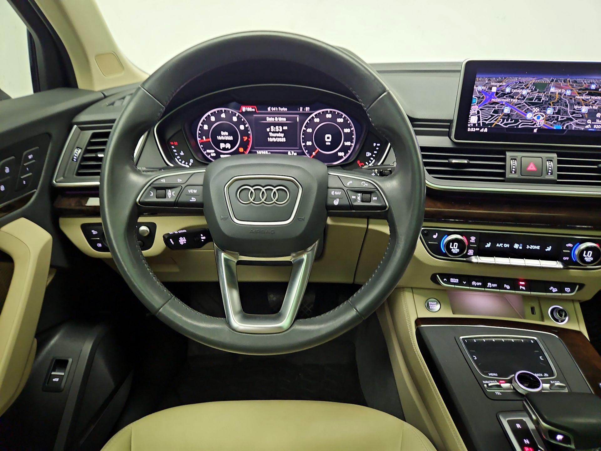 Thumbnail: 2019 Audi Q5 - 10