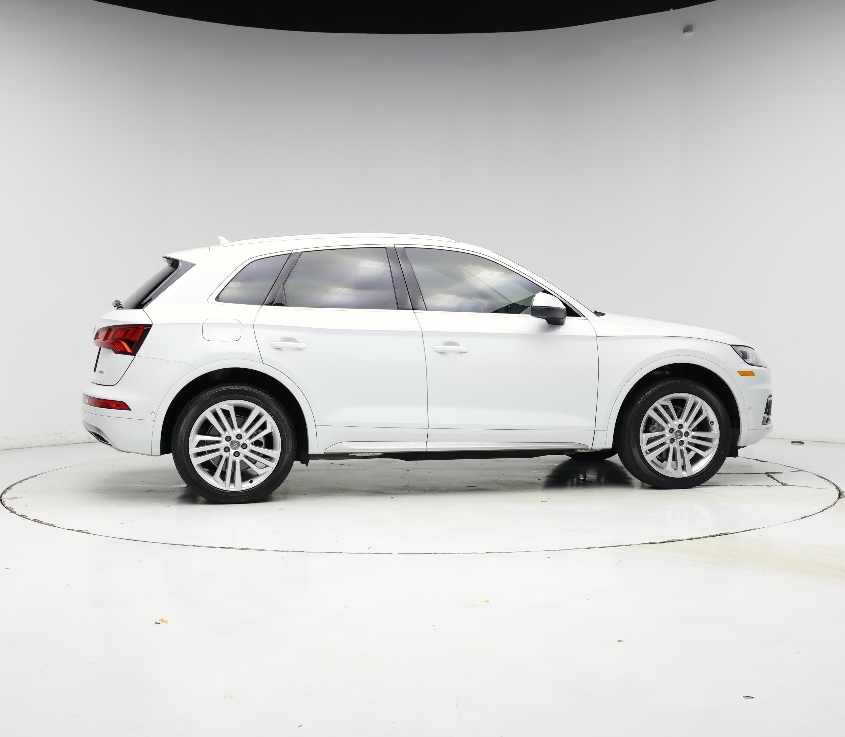 Thumbnail: 2019 Audi Q5 - 7