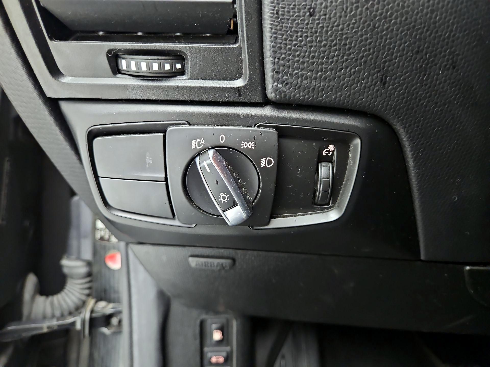 Thumbnail: 2017 BMW i3 - 13