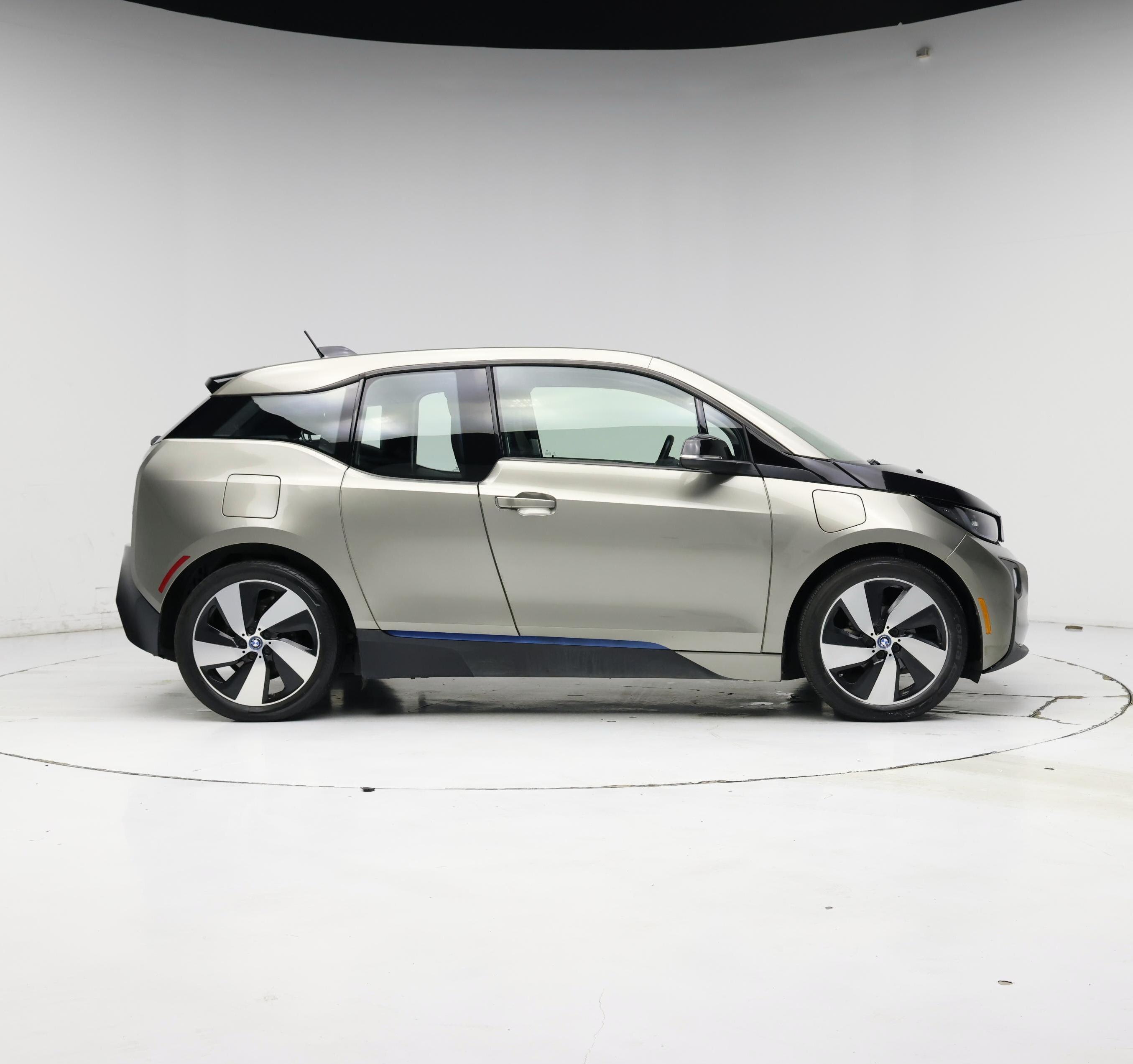 Thumbnail: 2017 BMW i3 - 7