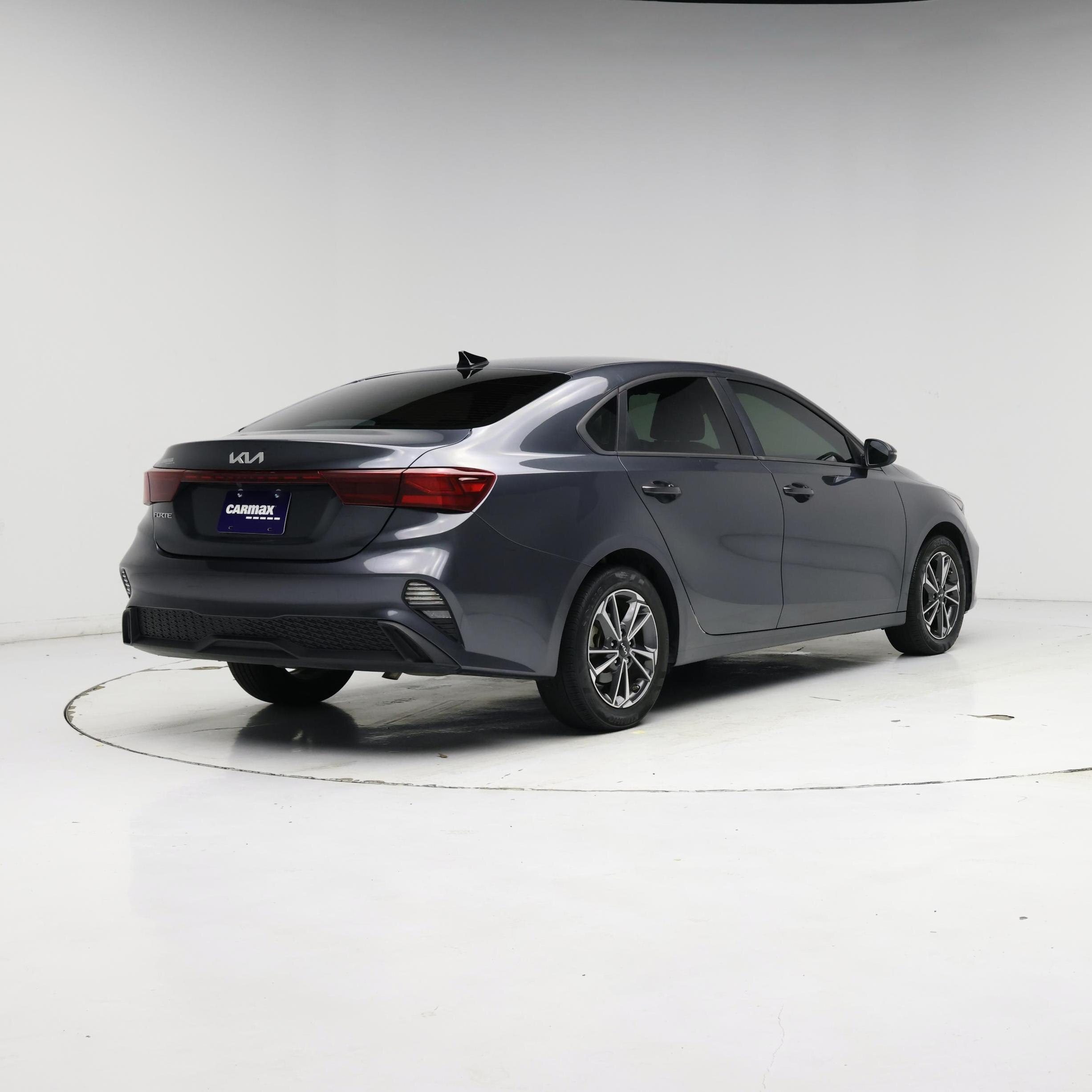 Thumbnail: 2022 Kia Forte - 8