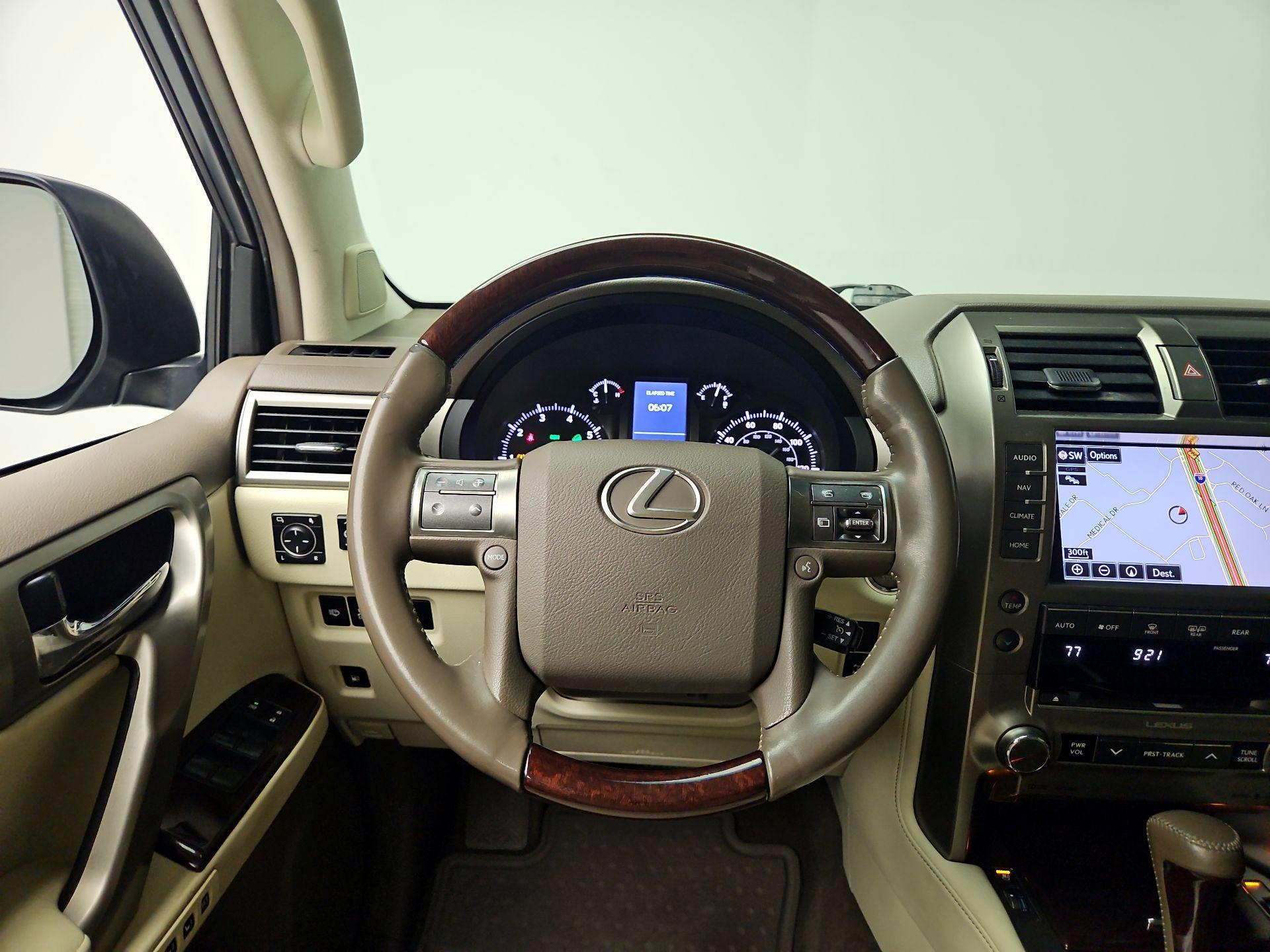 Thumbnail: 2014 Lexus GX - 10