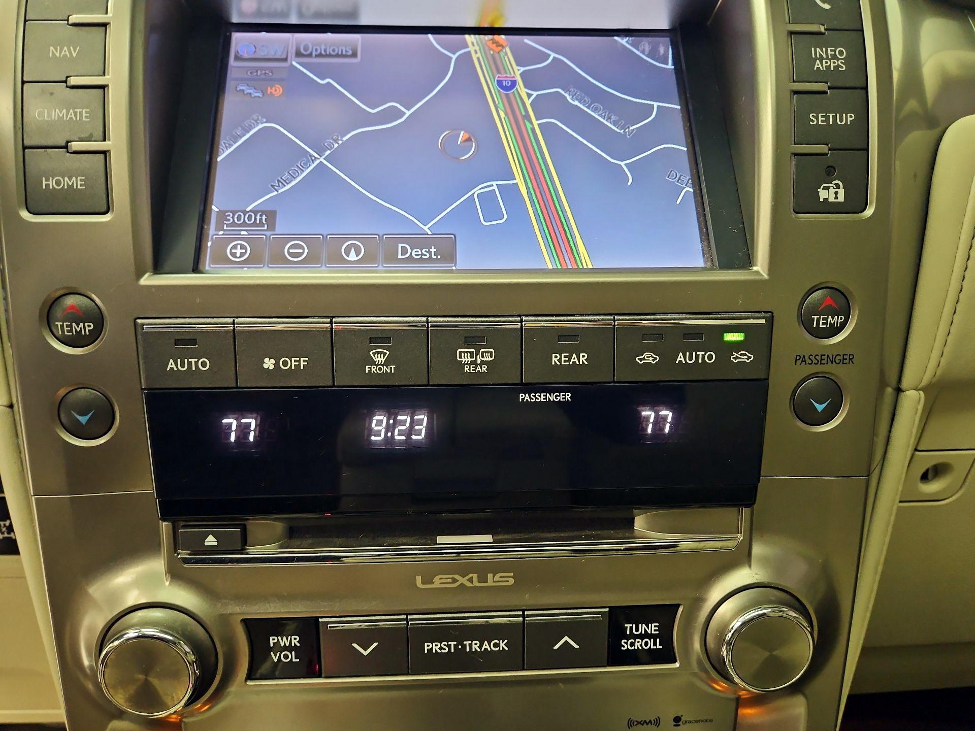 Thumbnail: 2014 Lexus GX - 17