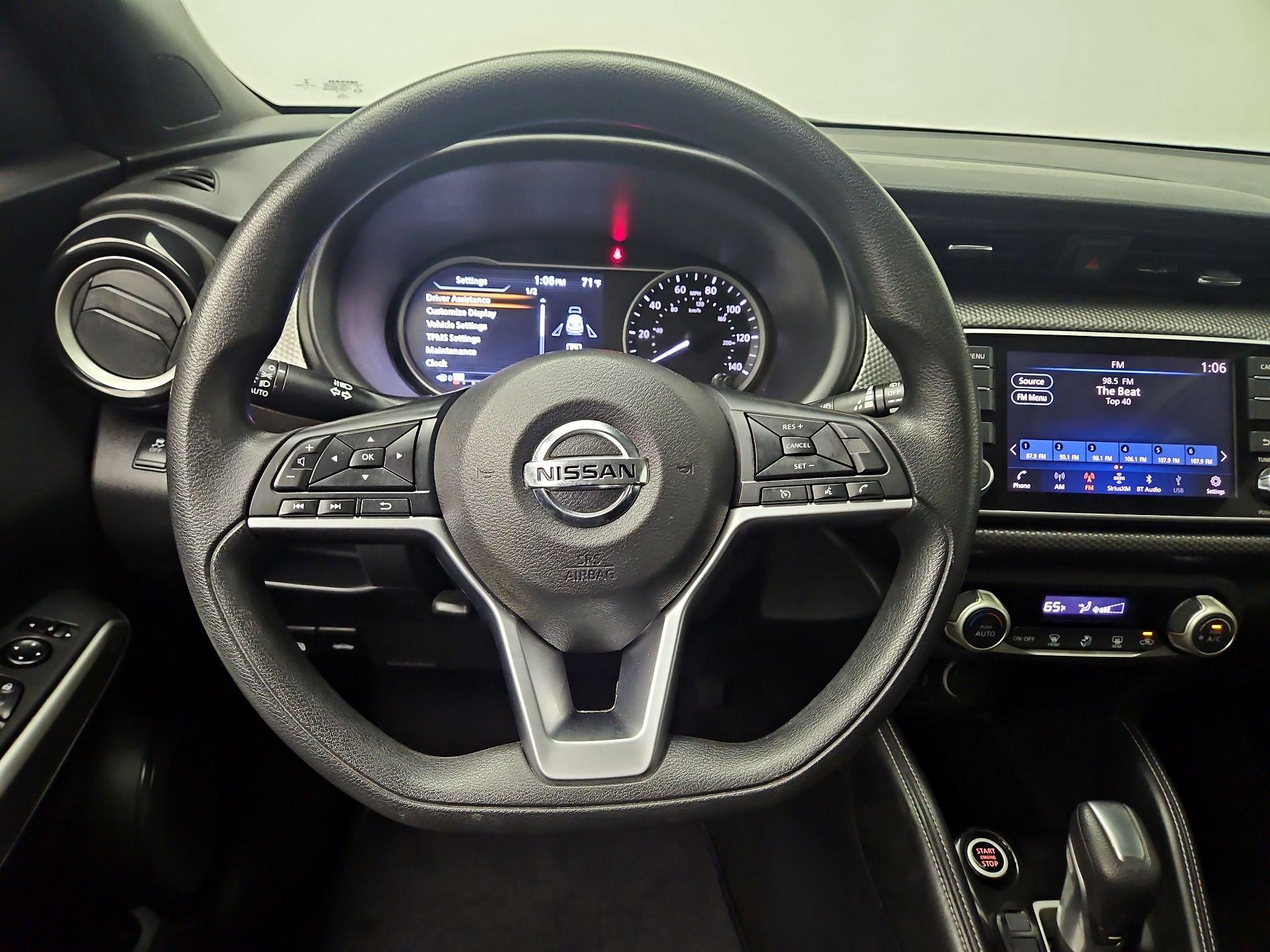 Thumbnail: 2019 Nissan Kicks - 10