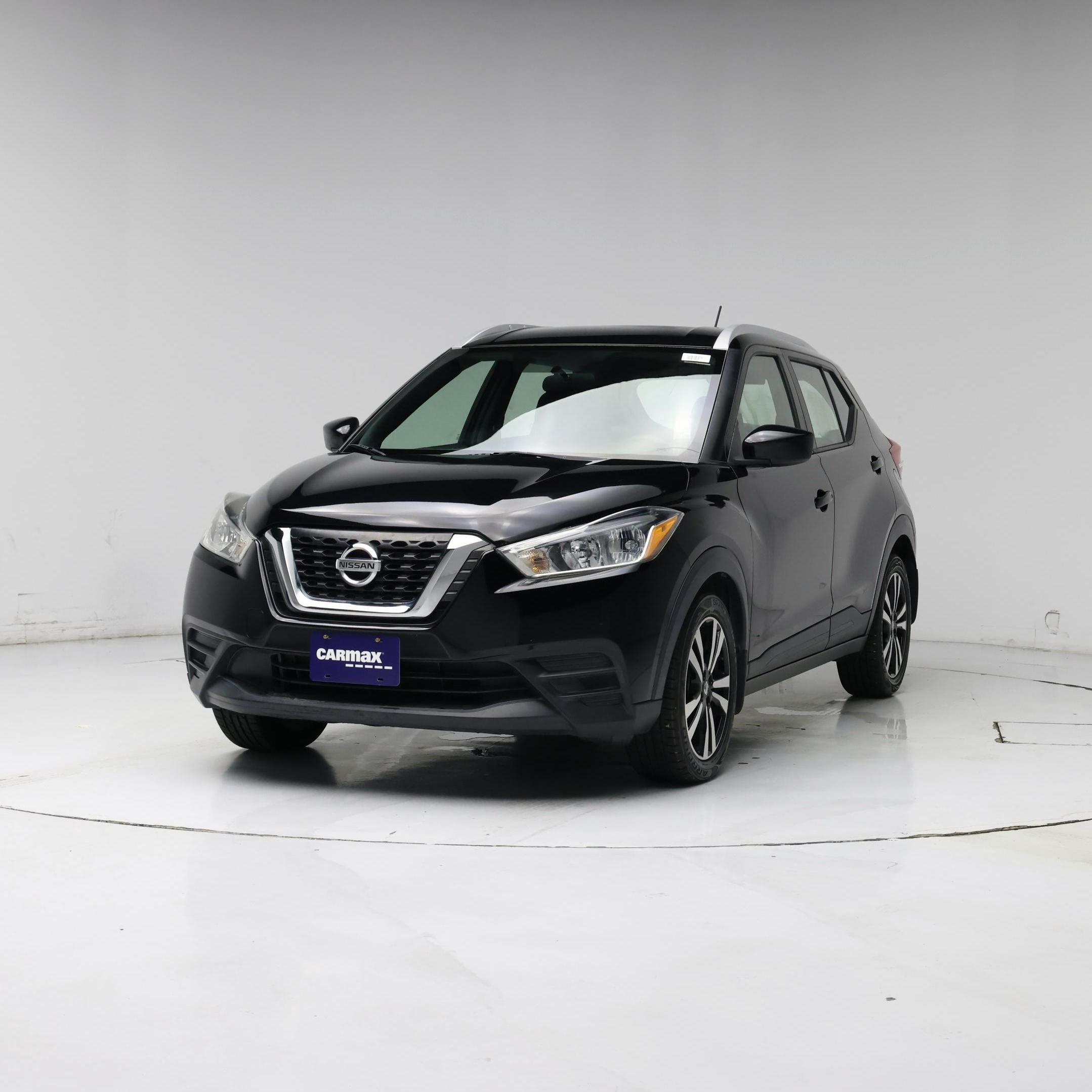 Thumbnail: 2019 Nissan Kicks - 4
