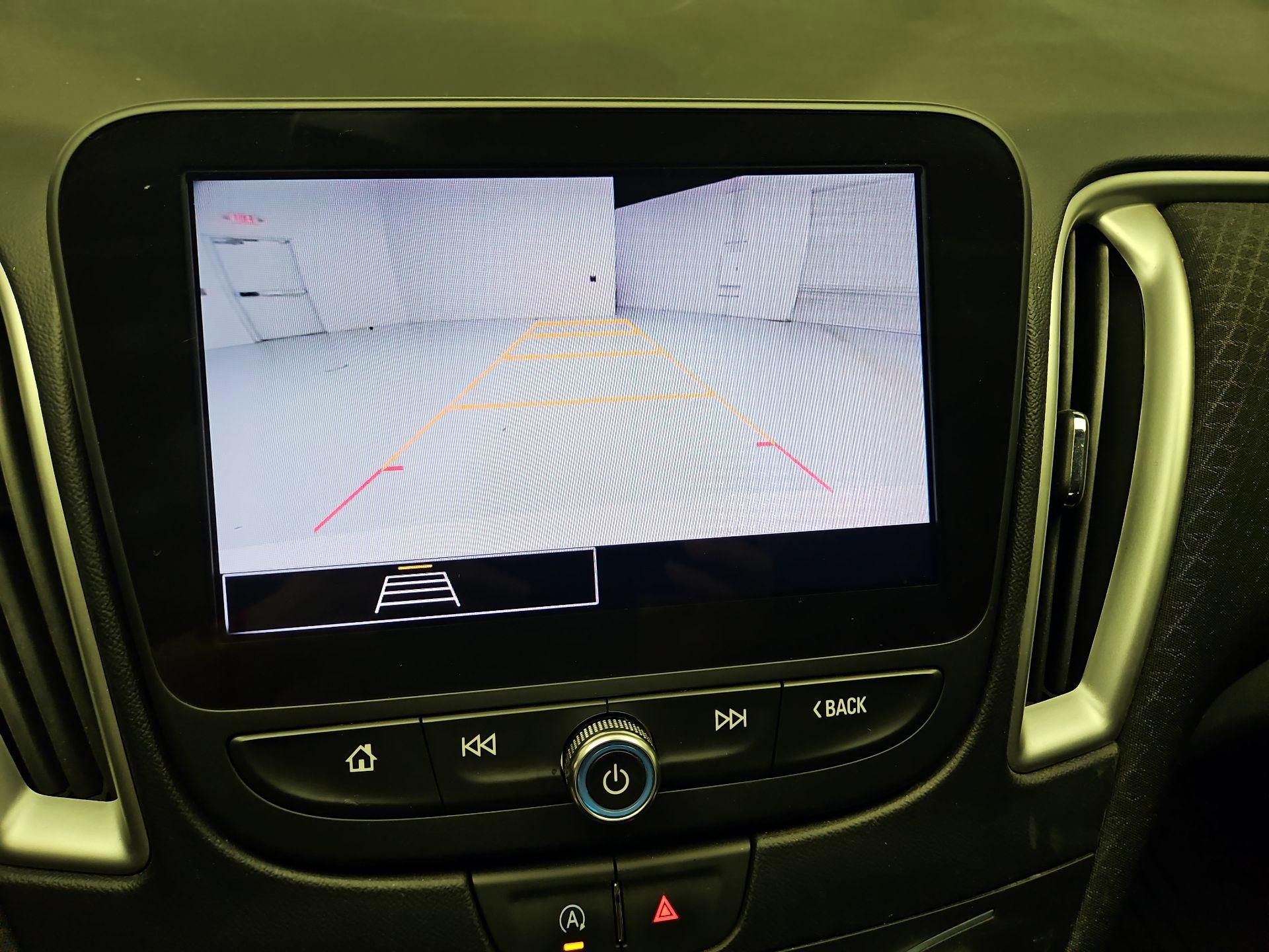 Thumbnail: 2023 Chevrolet Malibu - 14