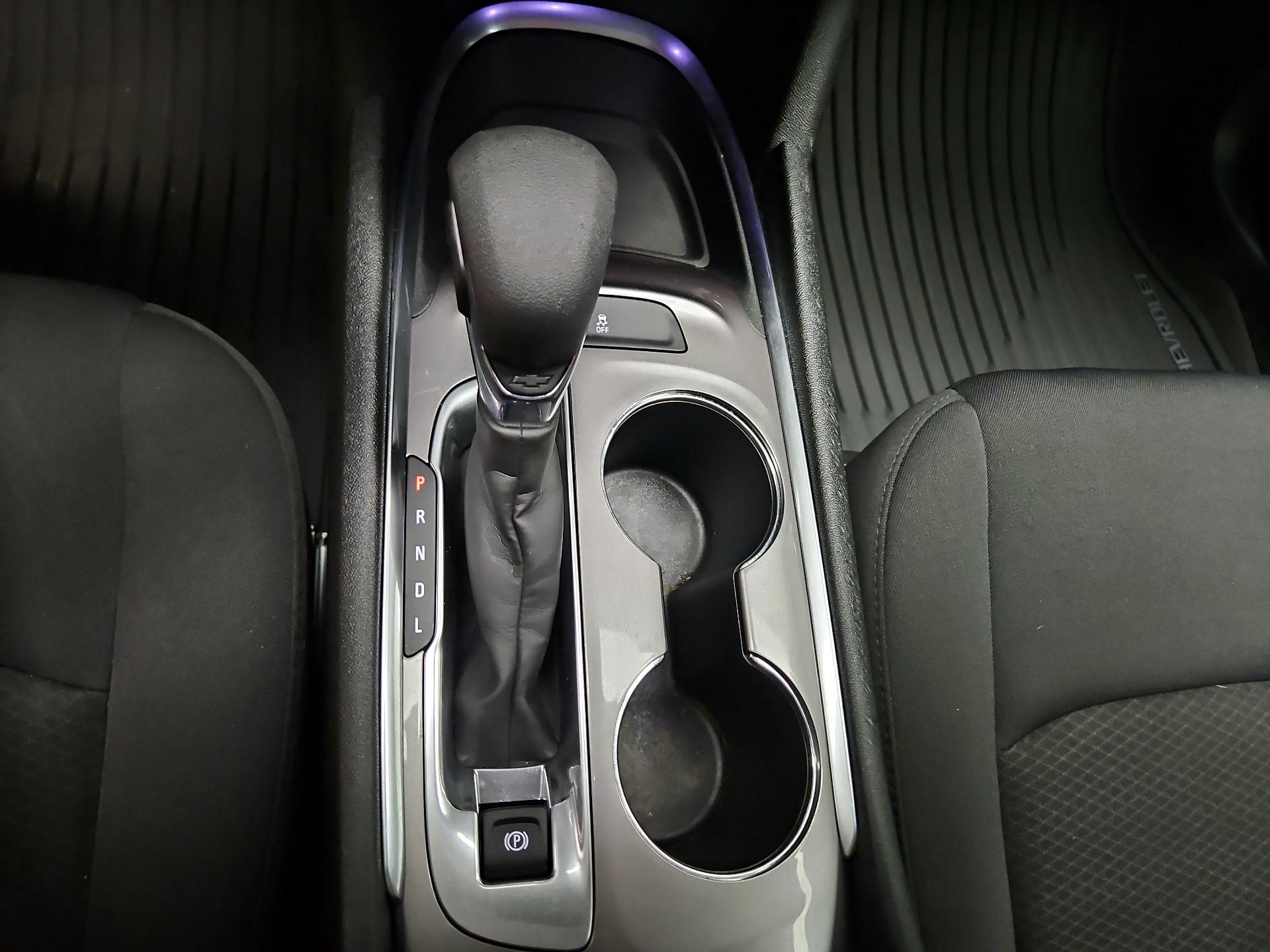 Thumbnail: 2023 Chevrolet Malibu - 17