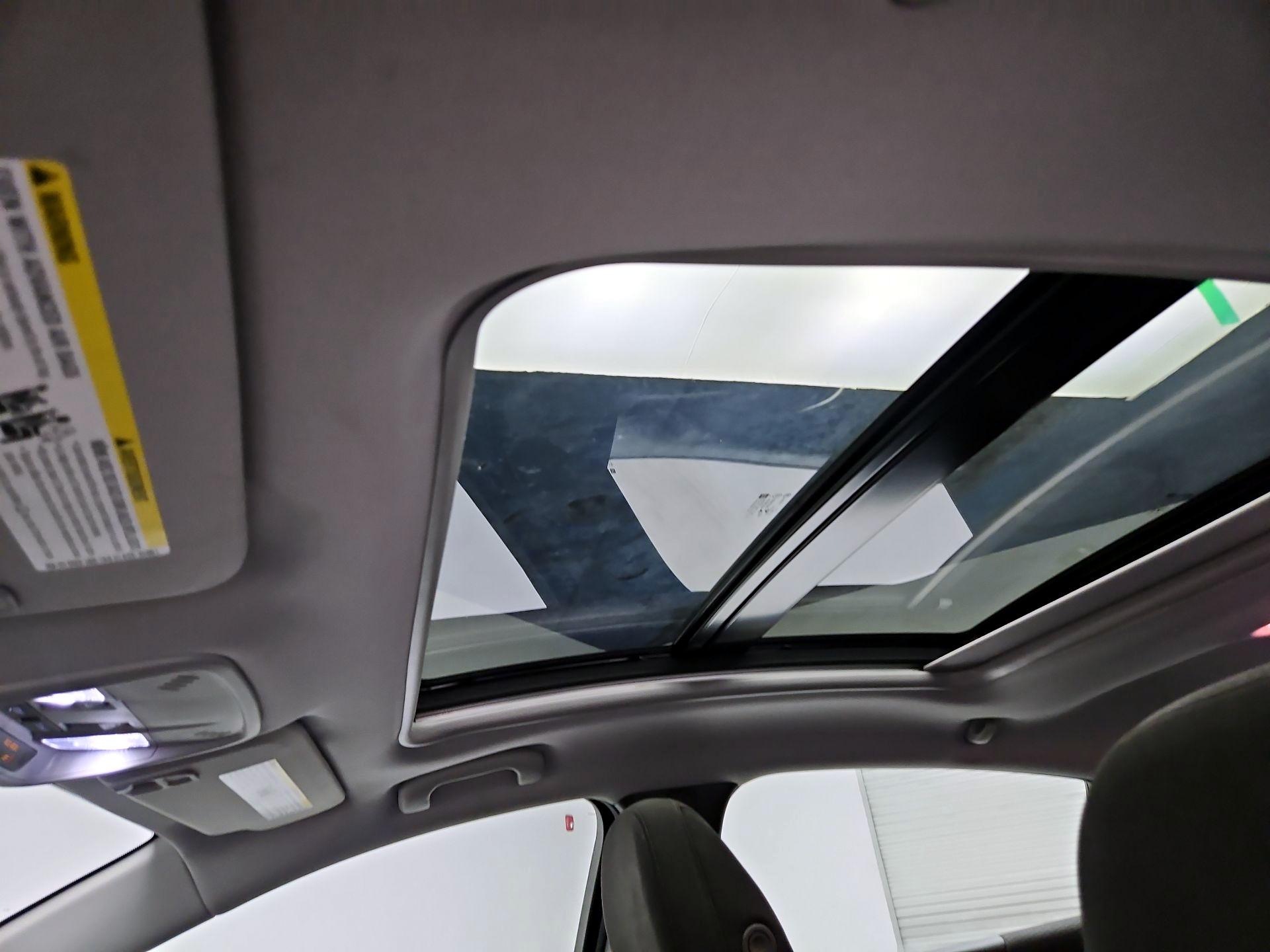 Thumbnail: 2023 Chevrolet Malibu - 19