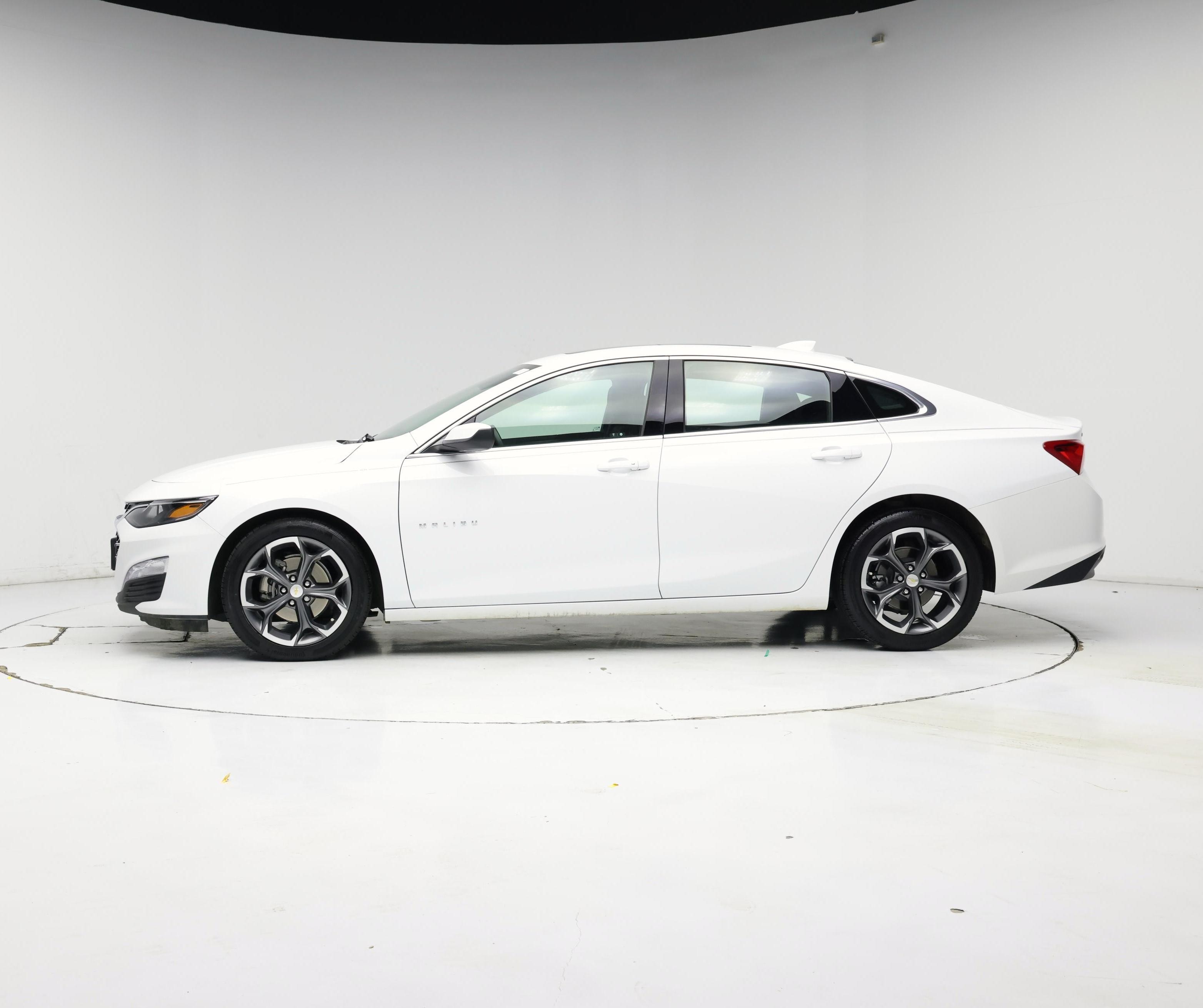 Thumbnail: 2023 Chevrolet Malibu - 3