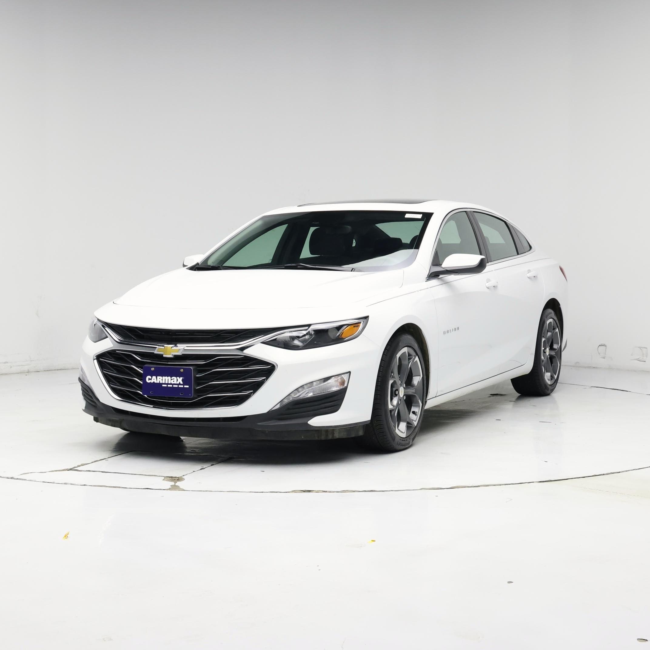 Thumbnail: 2023 Chevrolet Malibu - 4