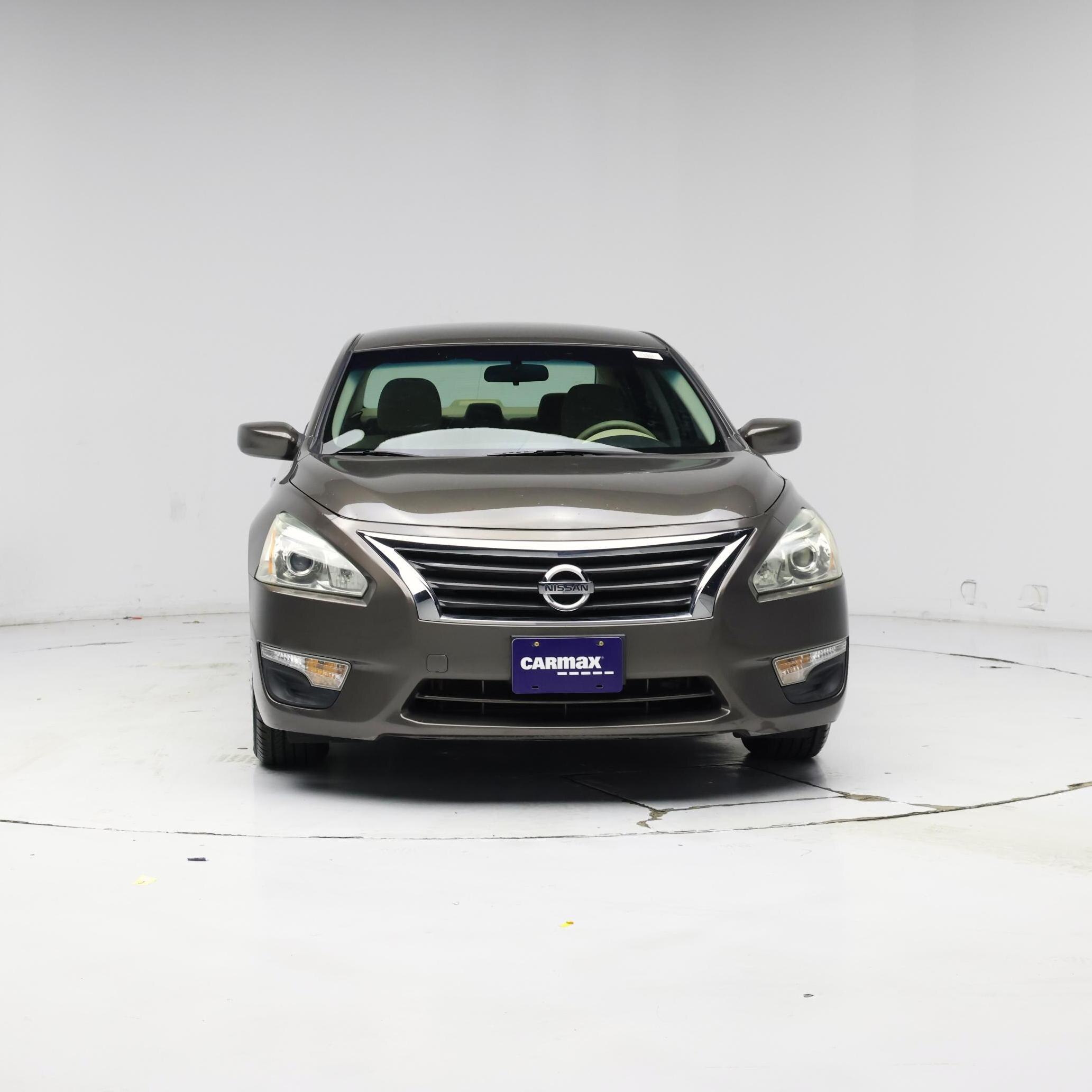 Thumbnail: 2015 Nissan Altima - 5