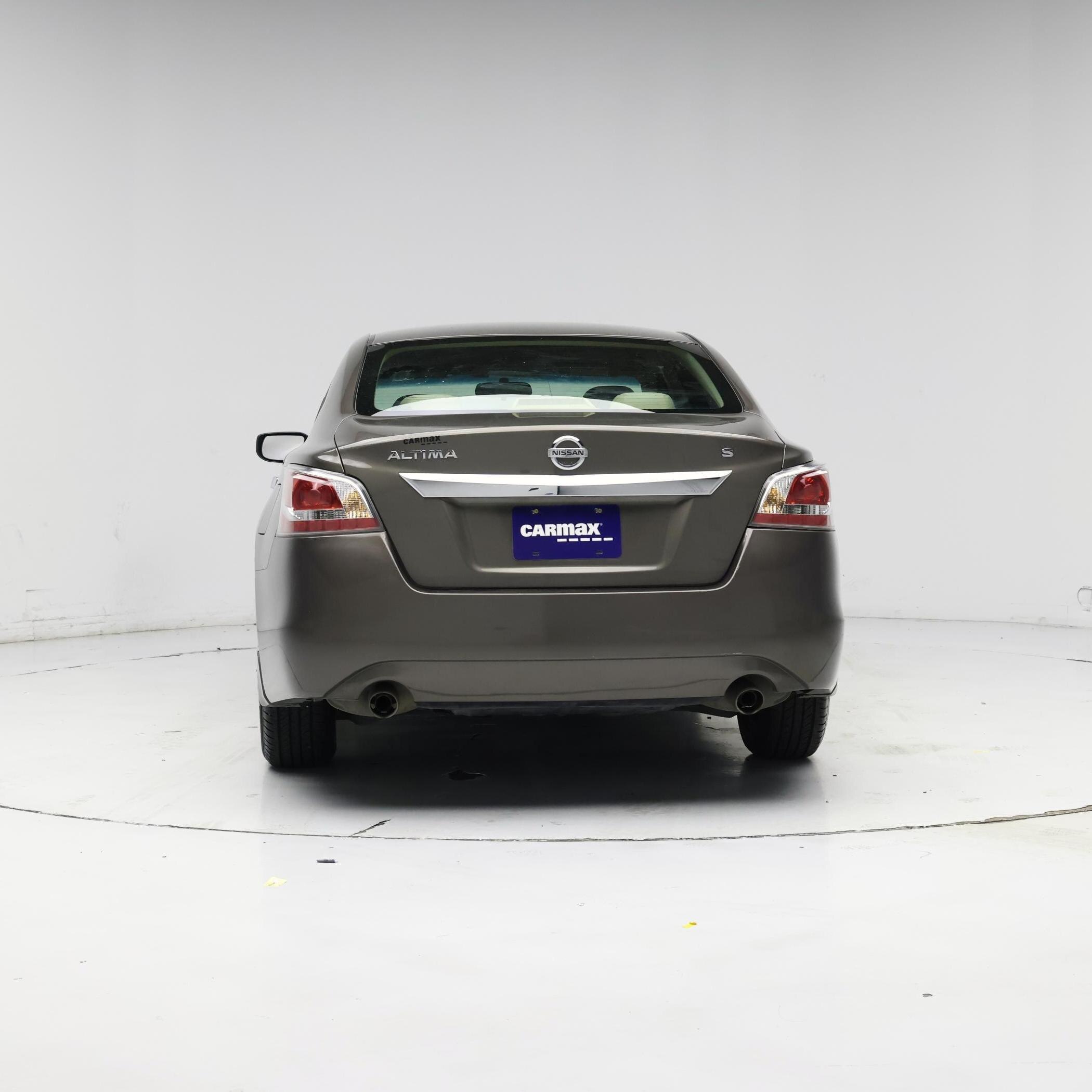 Thumbnail: 2015 Nissan Altima - 6