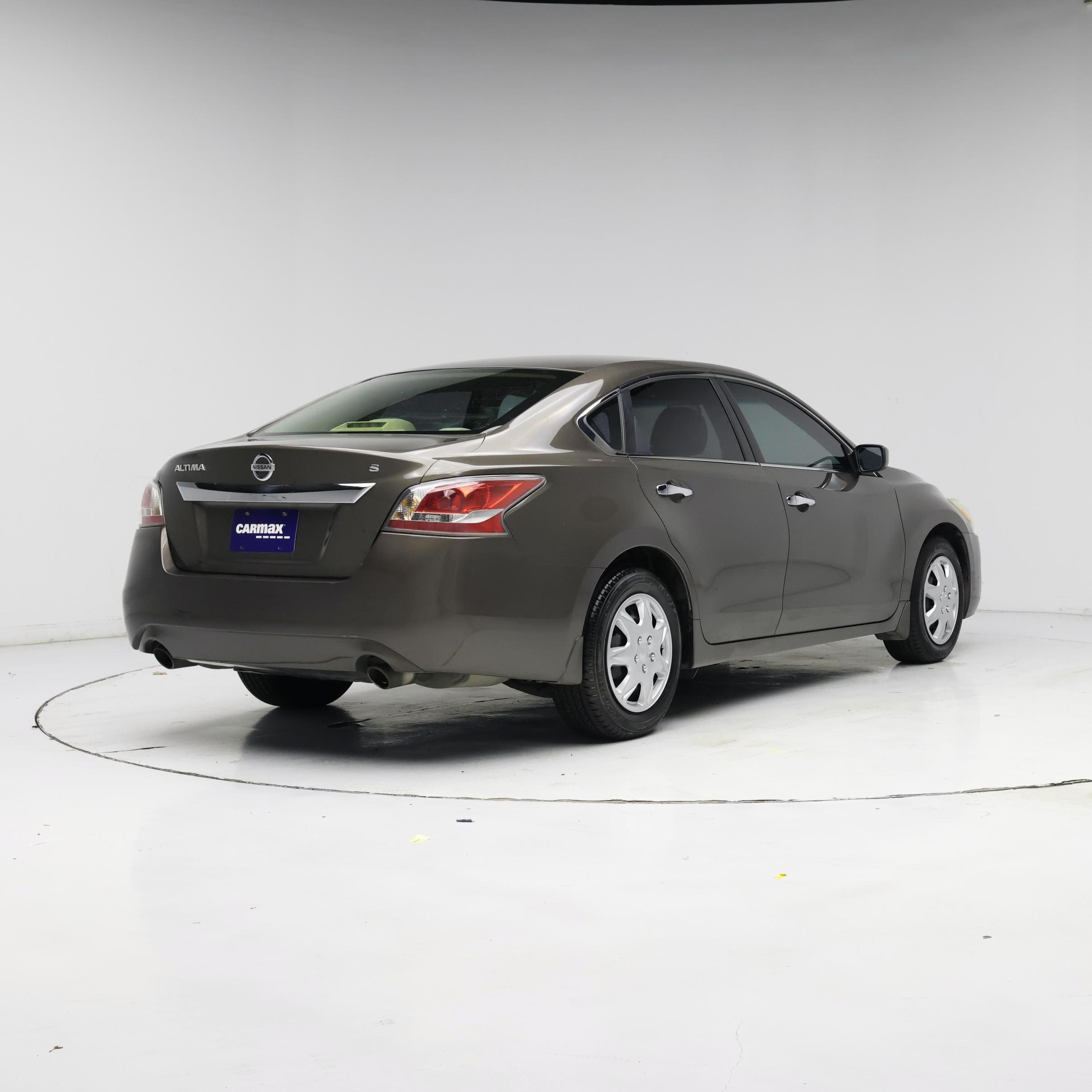 Thumbnail: 2015 Nissan Altima - 8
