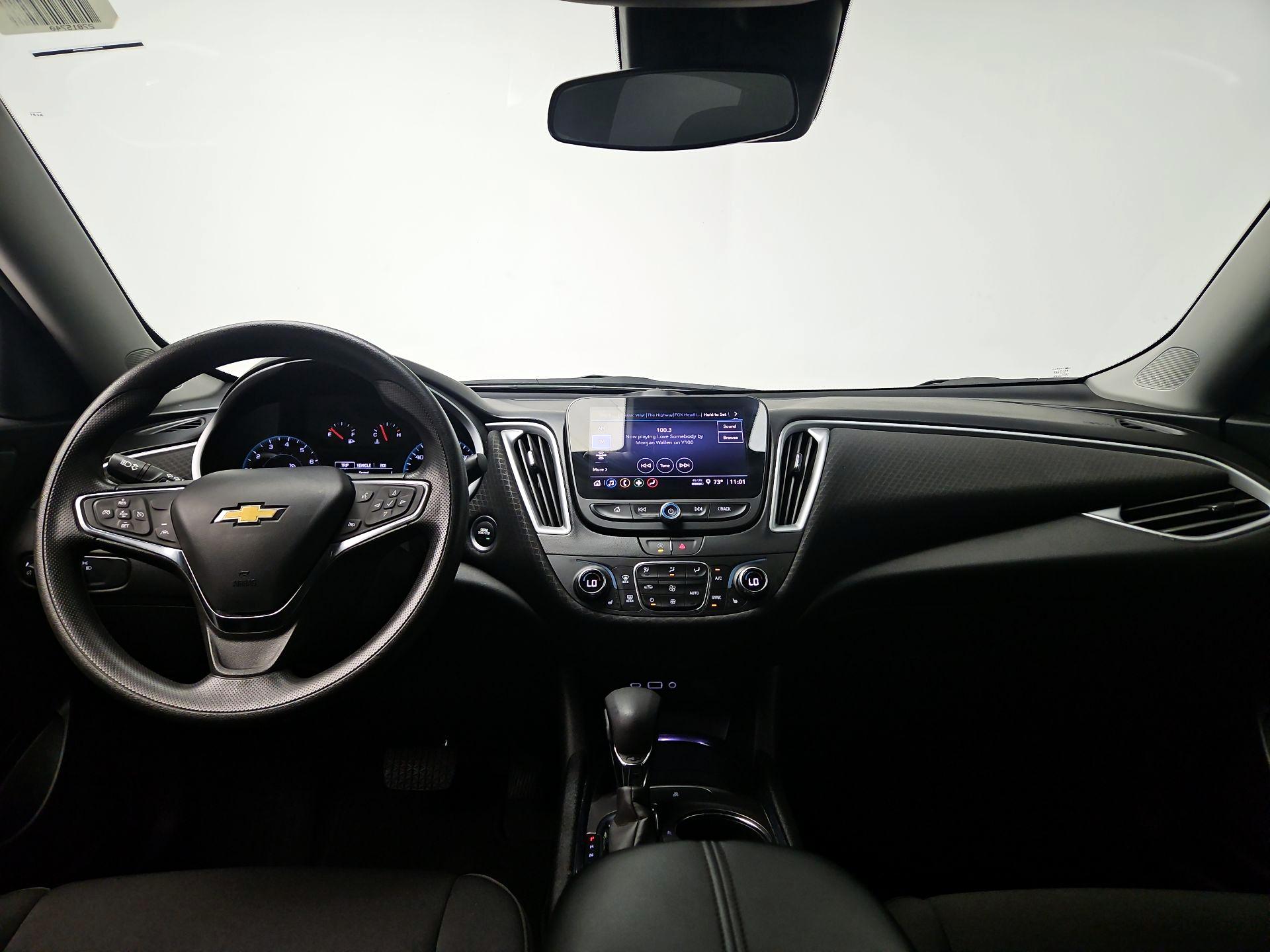 Thumbnail: 2023 Chevrolet Malibu - 9