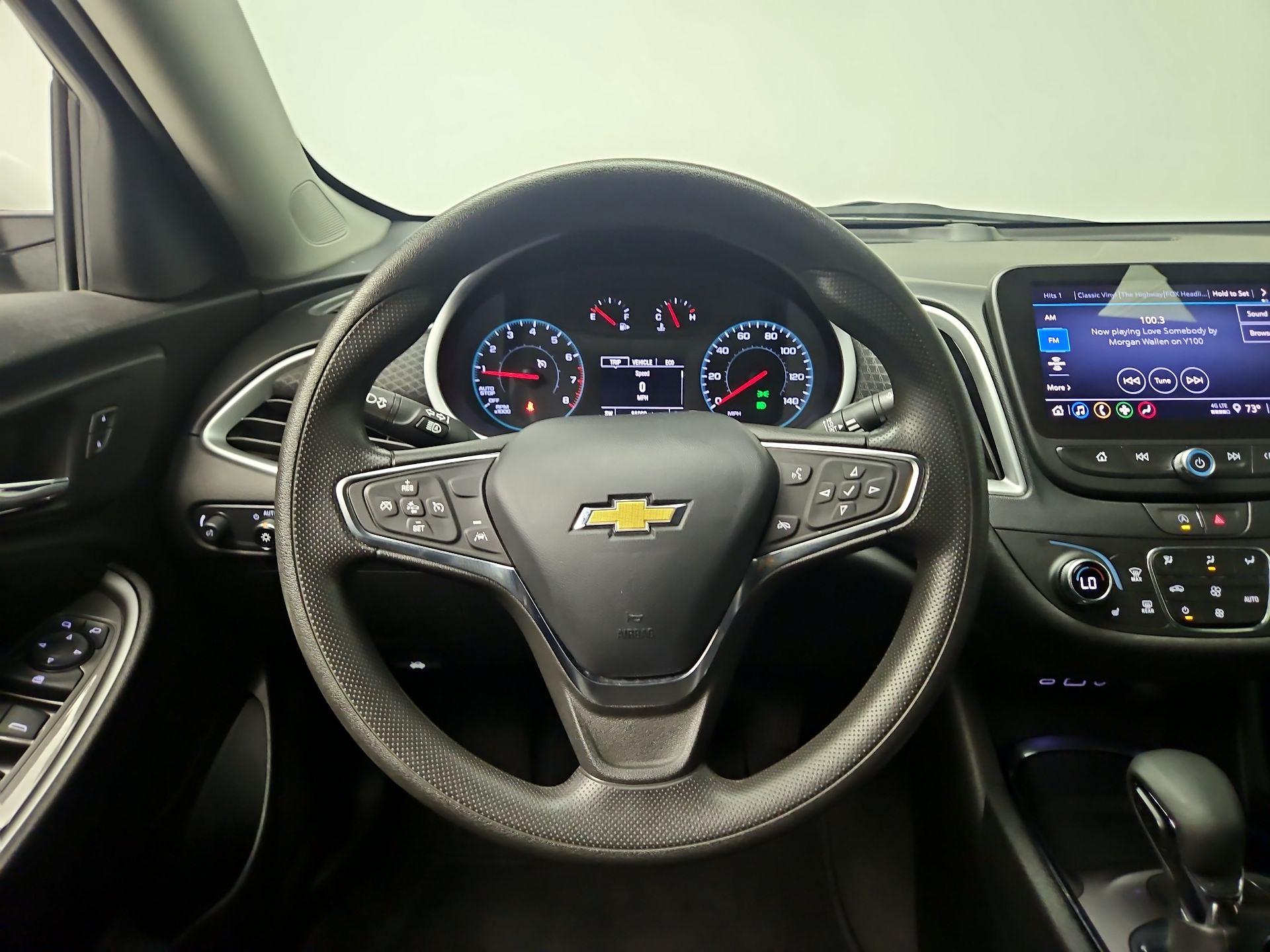 Thumbnail: 2023 Chevrolet Malibu - 10