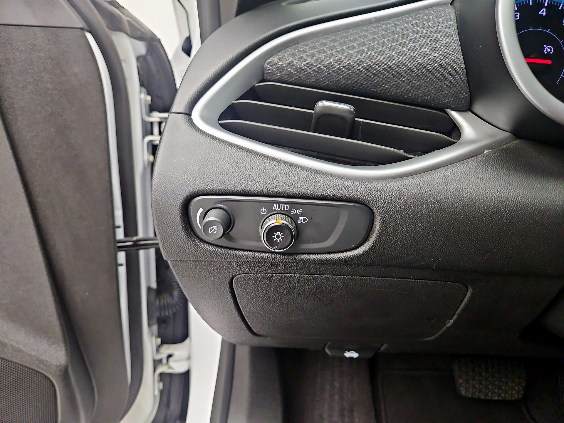 Thumbnail: 2023 Chevrolet Malibu - 13