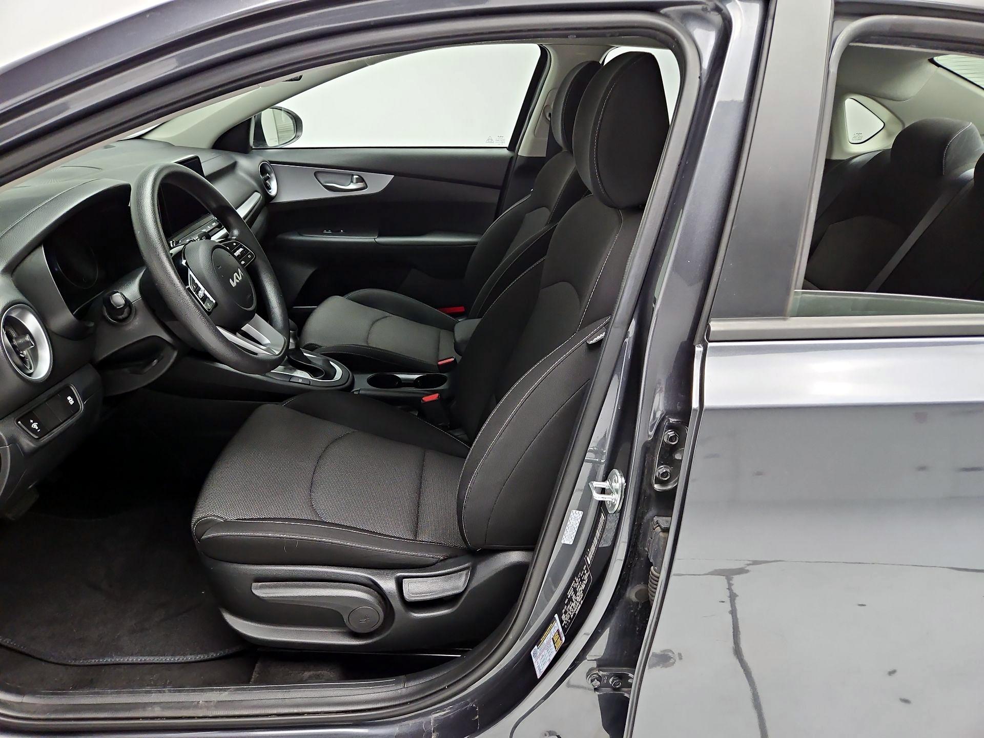 Thumbnail: 2024 Kia Forte - 11