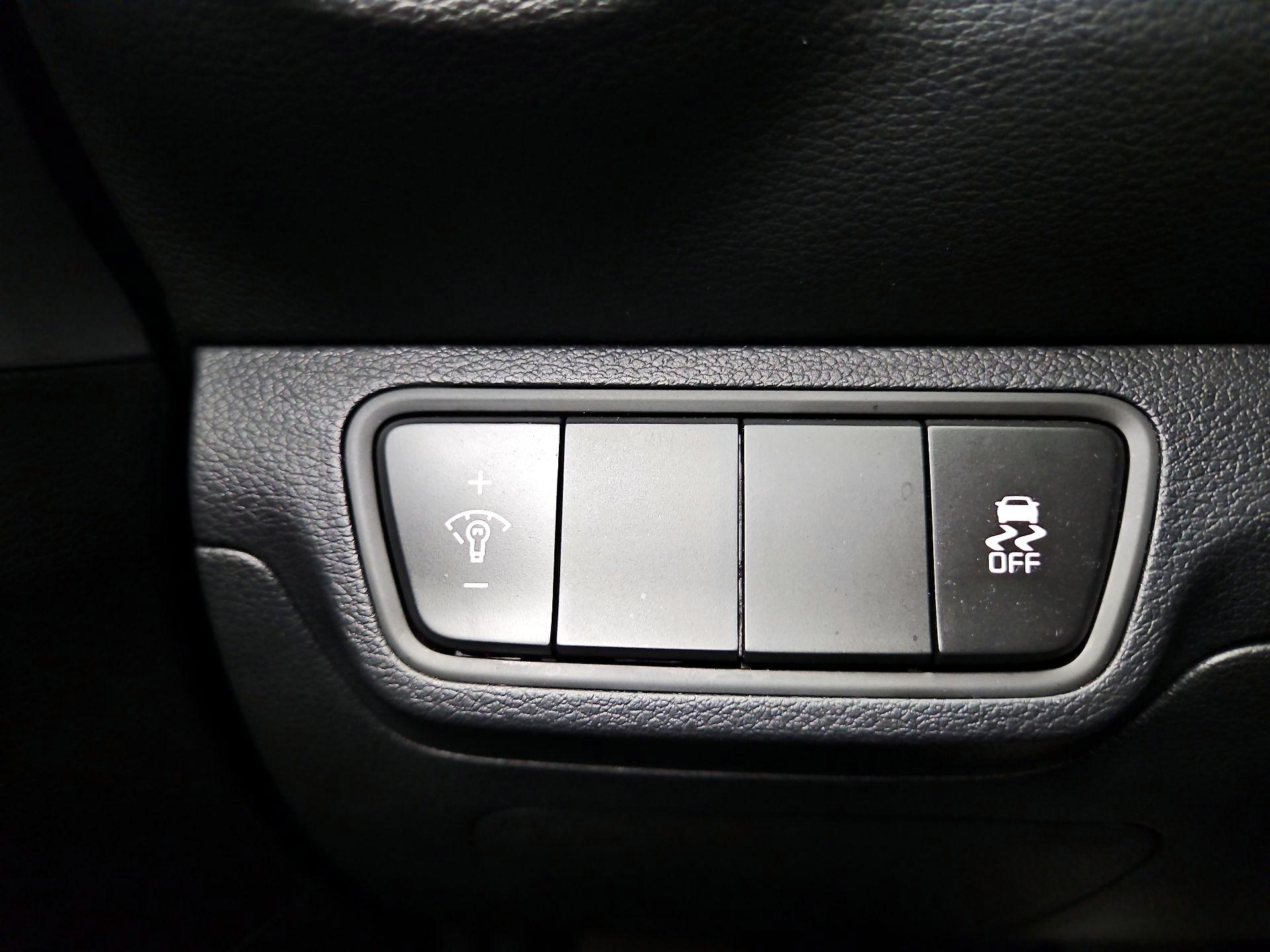 Thumbnail: 2024 Kia Forte - 13