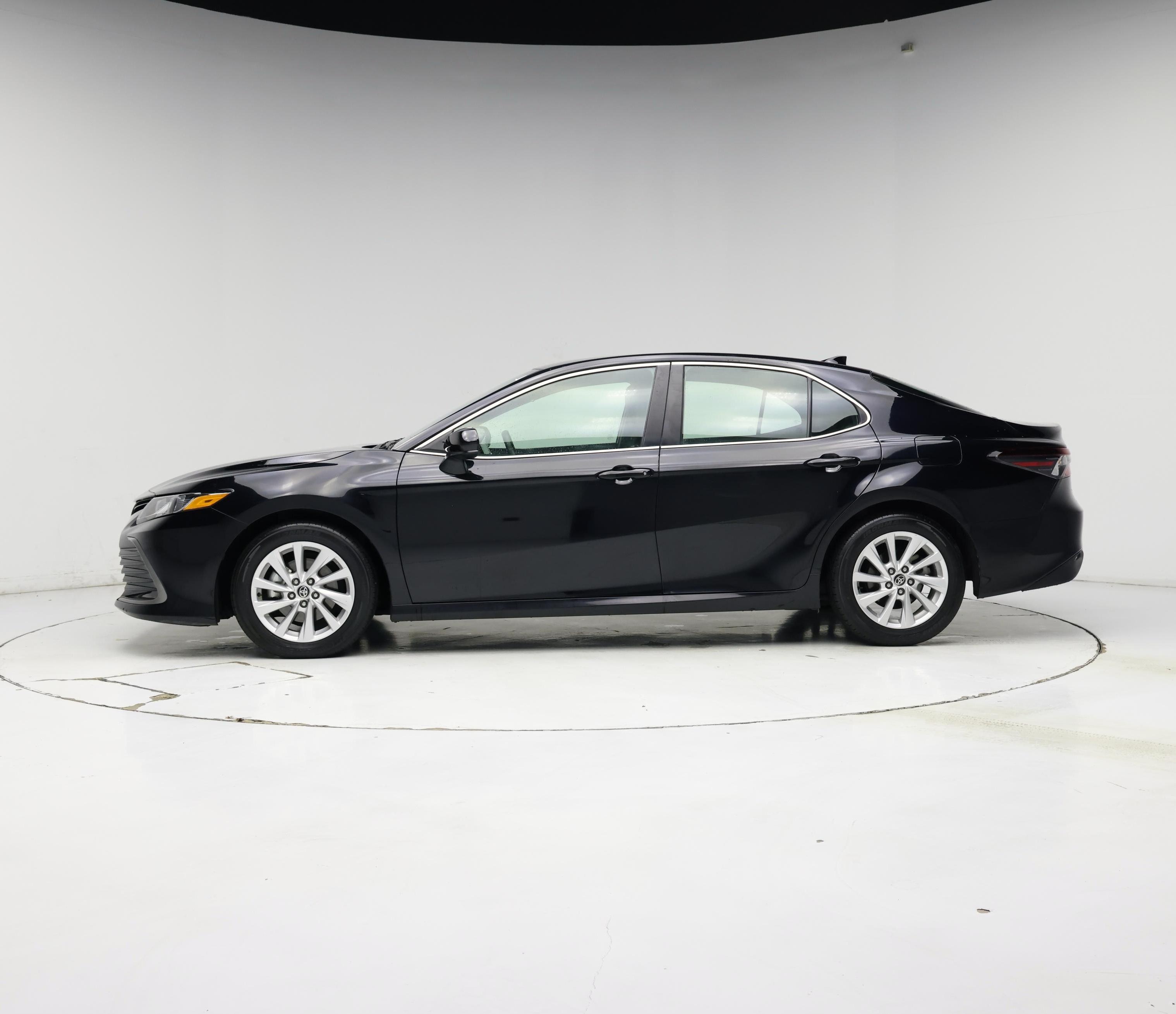 Thumbnail: 2024 Toyota Camry - 3