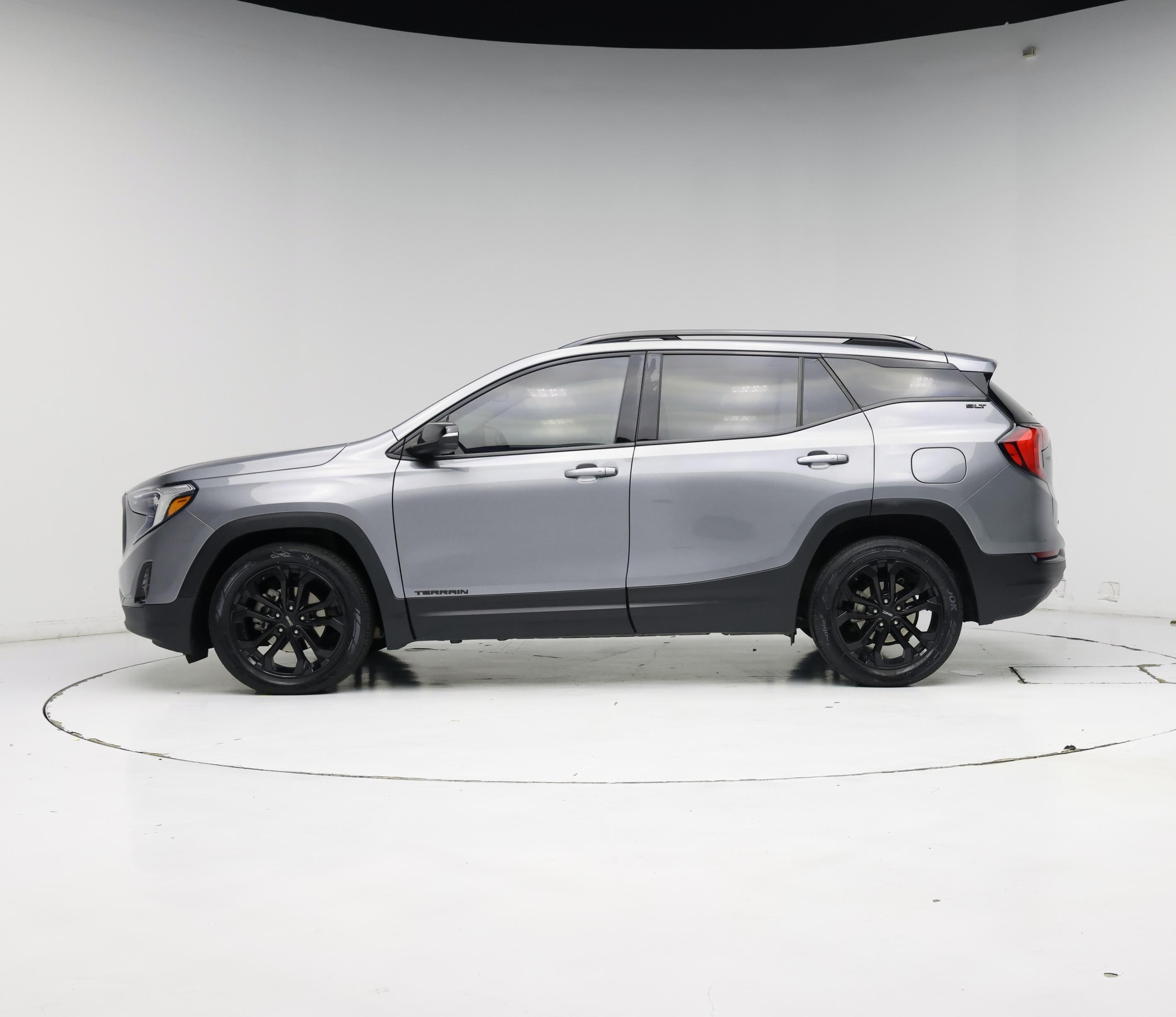 Thumbnail: 2020 GMC Terrain - 3