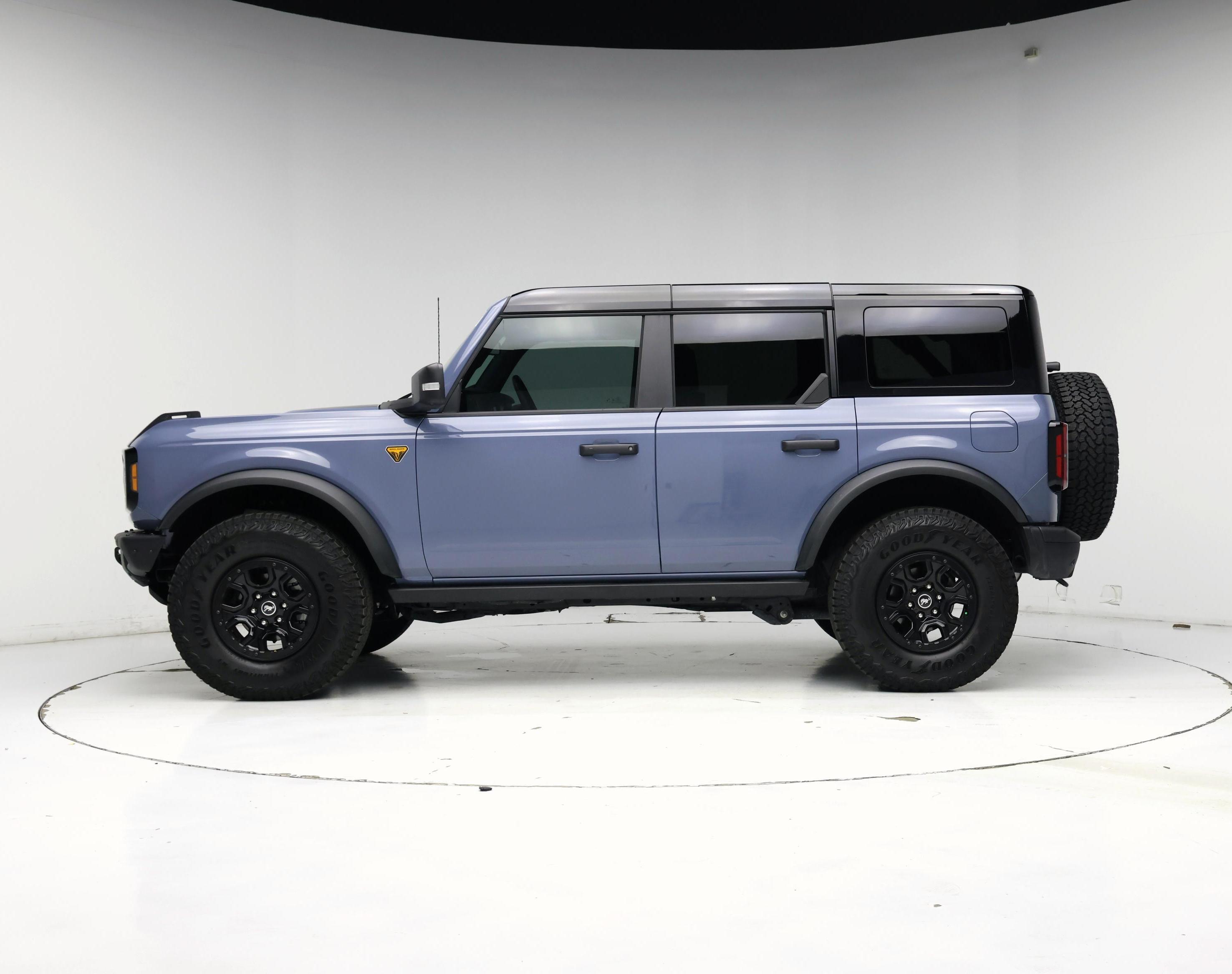 Thumbnail: 2025 Ford Bronco - 3