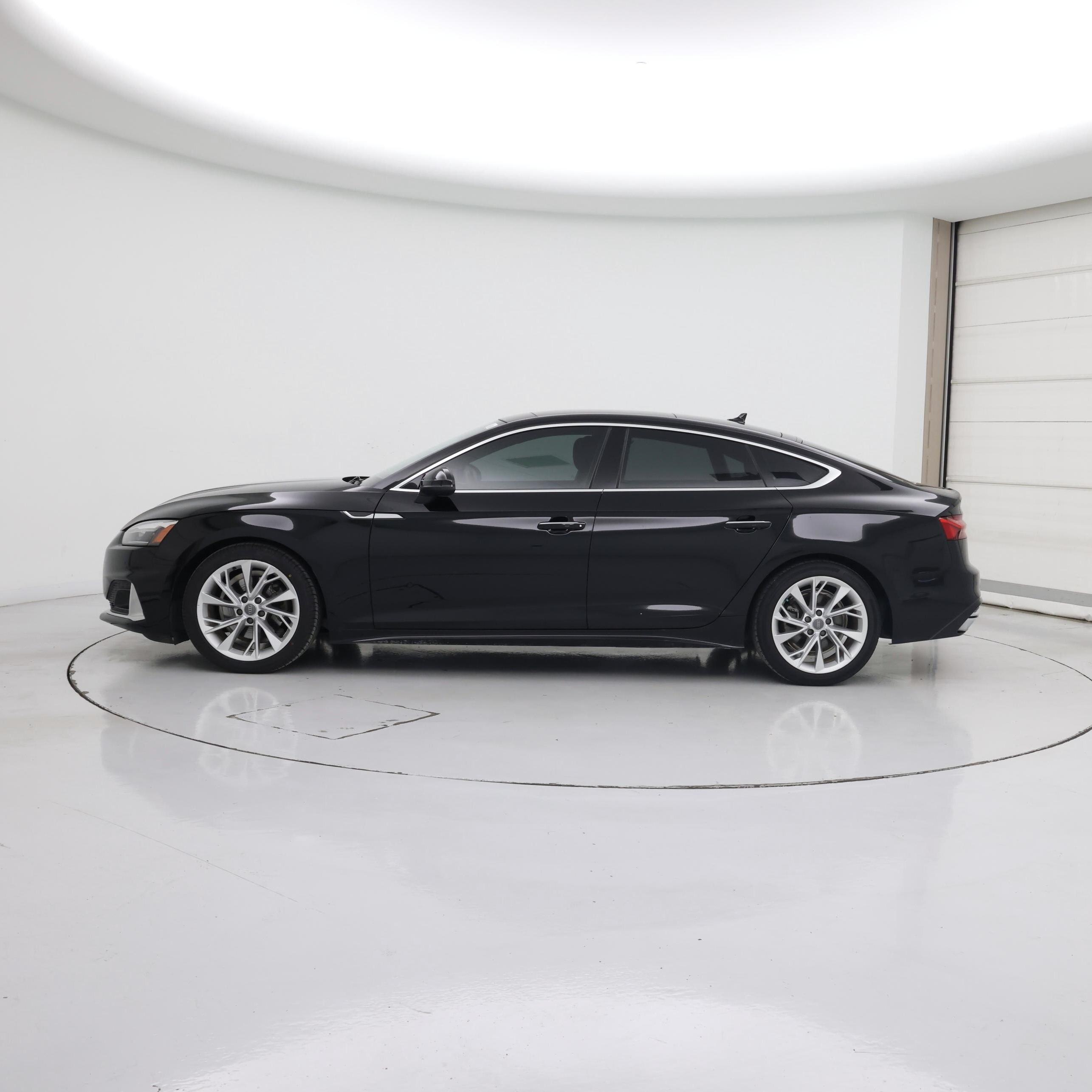 Thumbnail: 2021 Audi A5 - 3