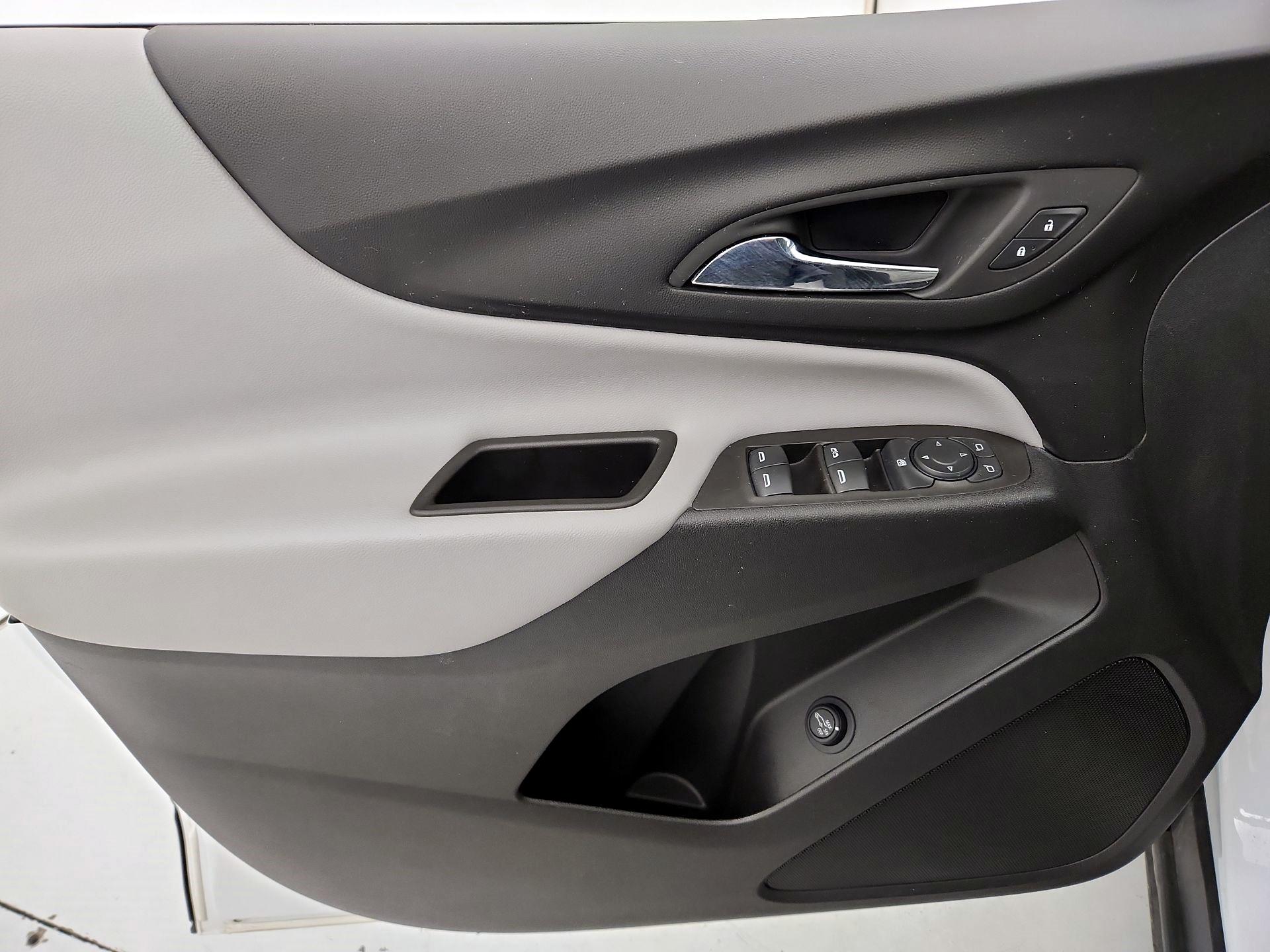 Thumbnail: 2023 Chevrolet Equinox - 12