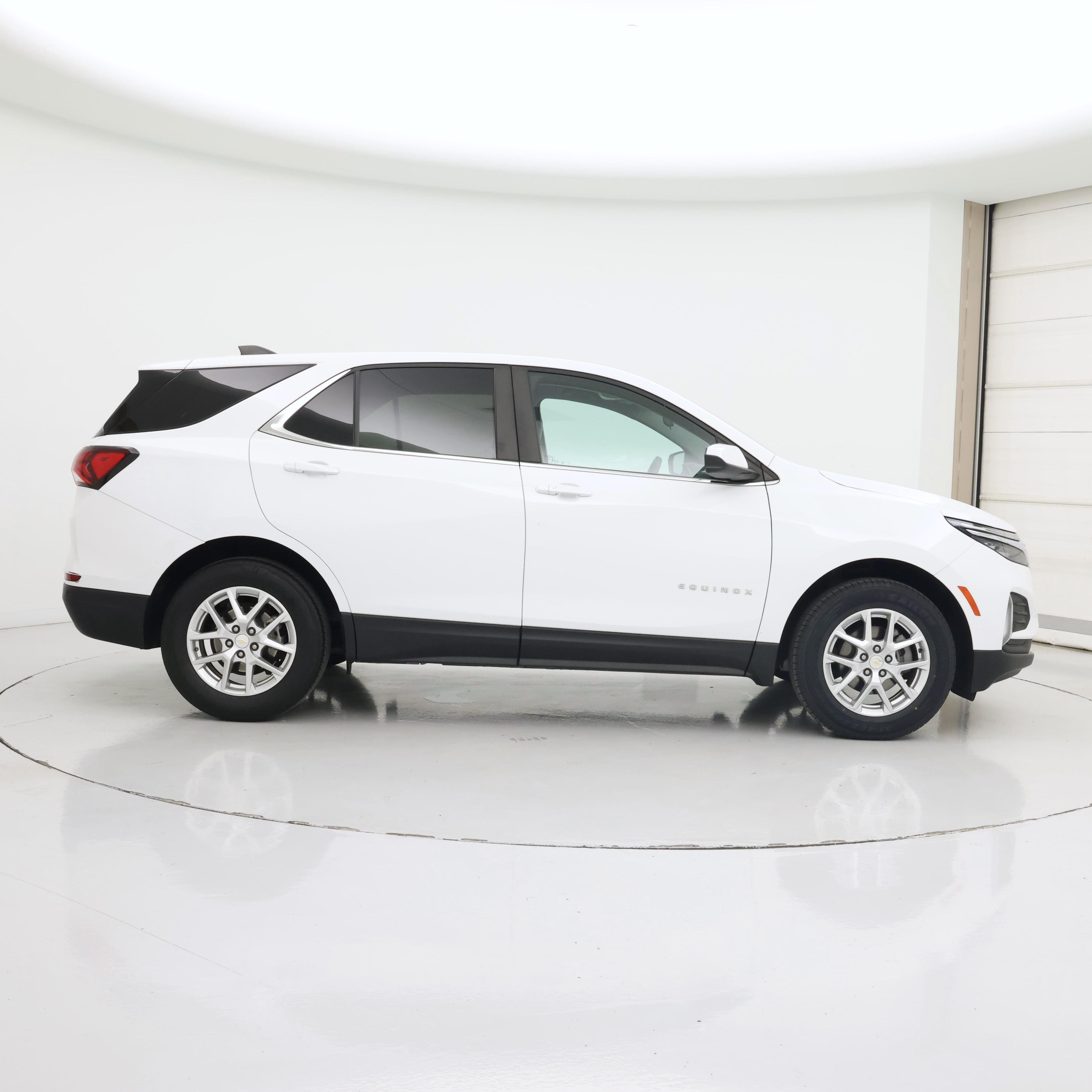 Thumbnail: 2023 Chevrolet Equinox - 7