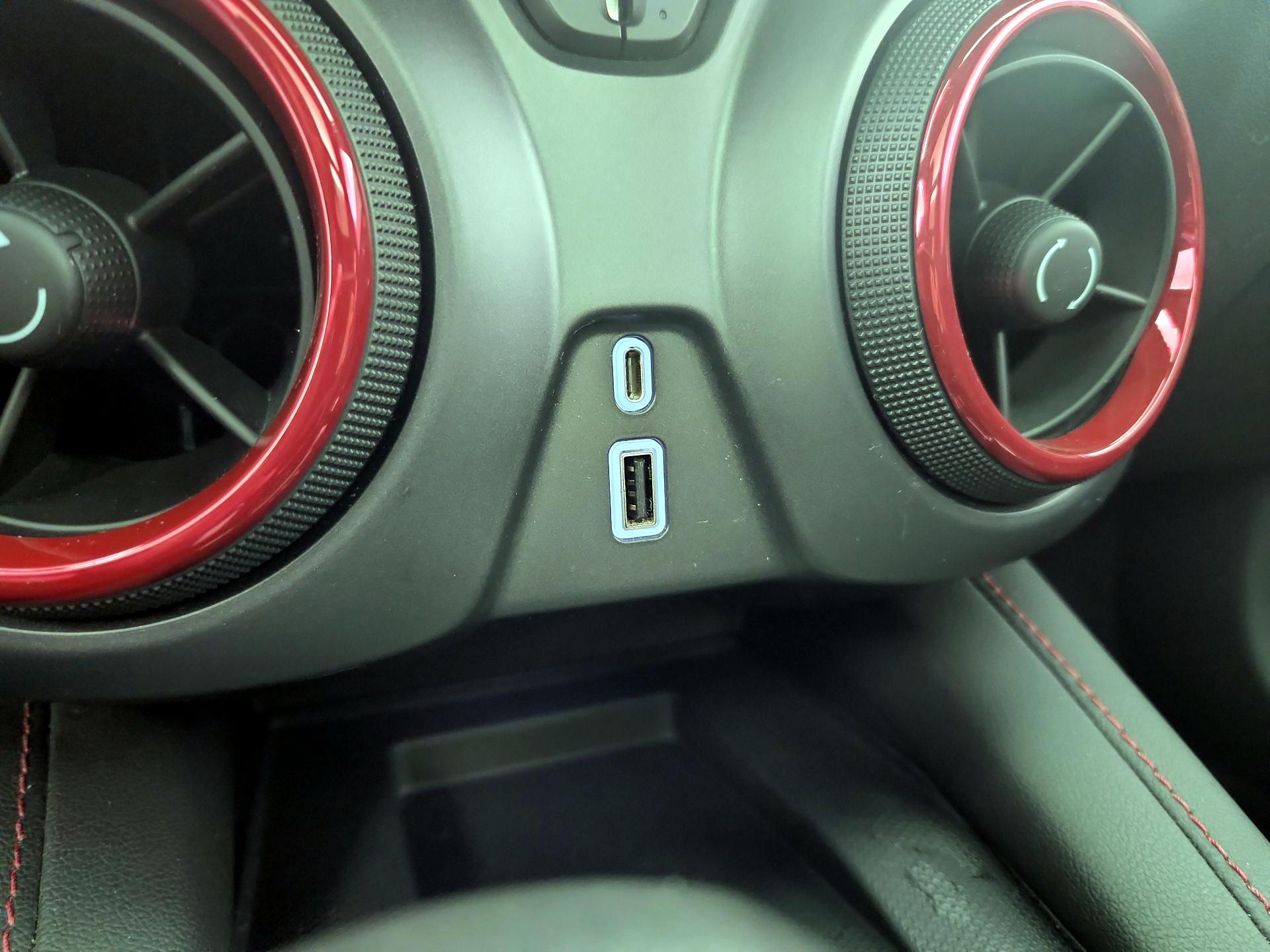 Thumbnail: 2021 Chevrolet Blazer - 18