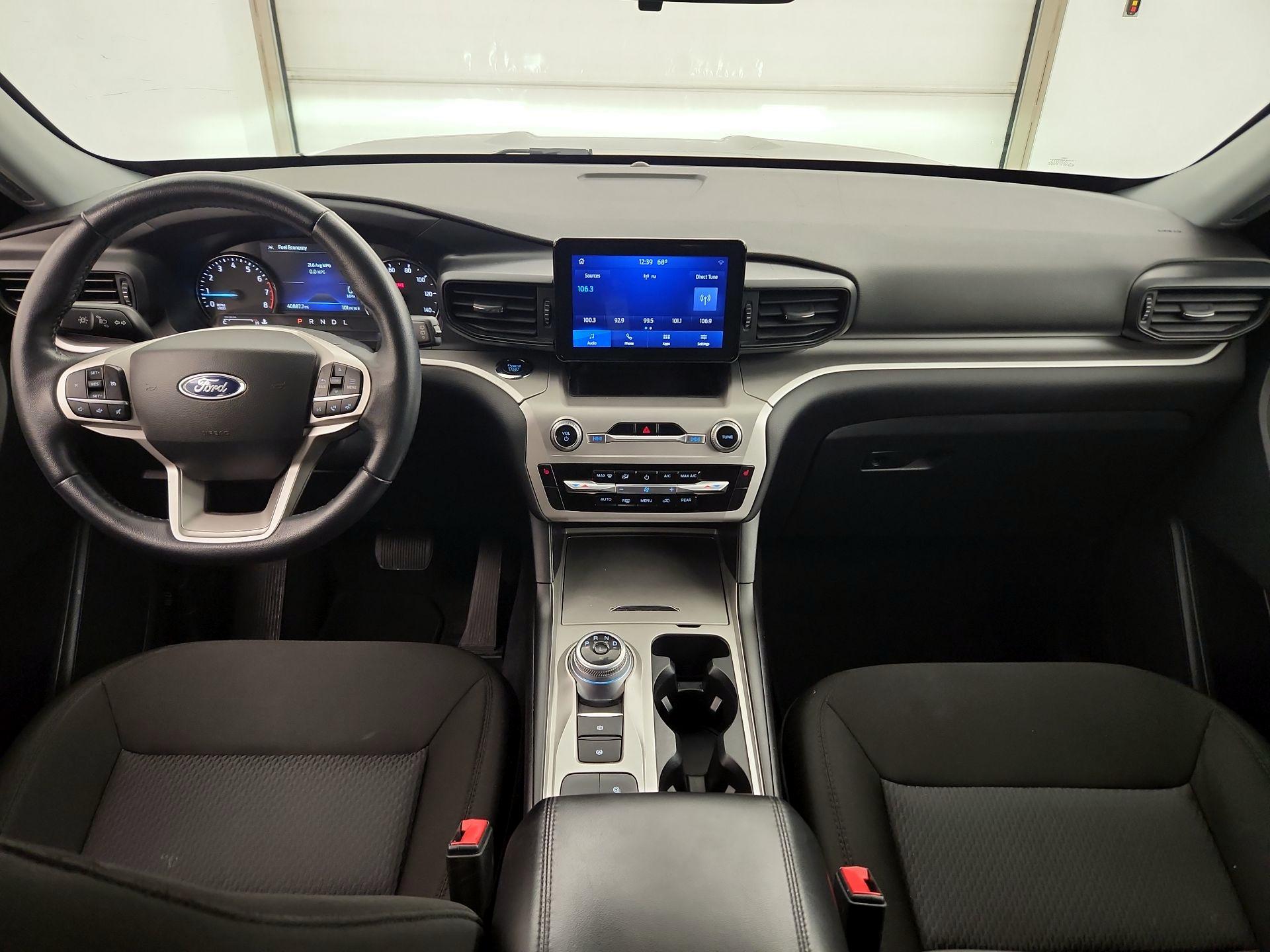 Thumbnail: 2022 Ford Explorer - 9