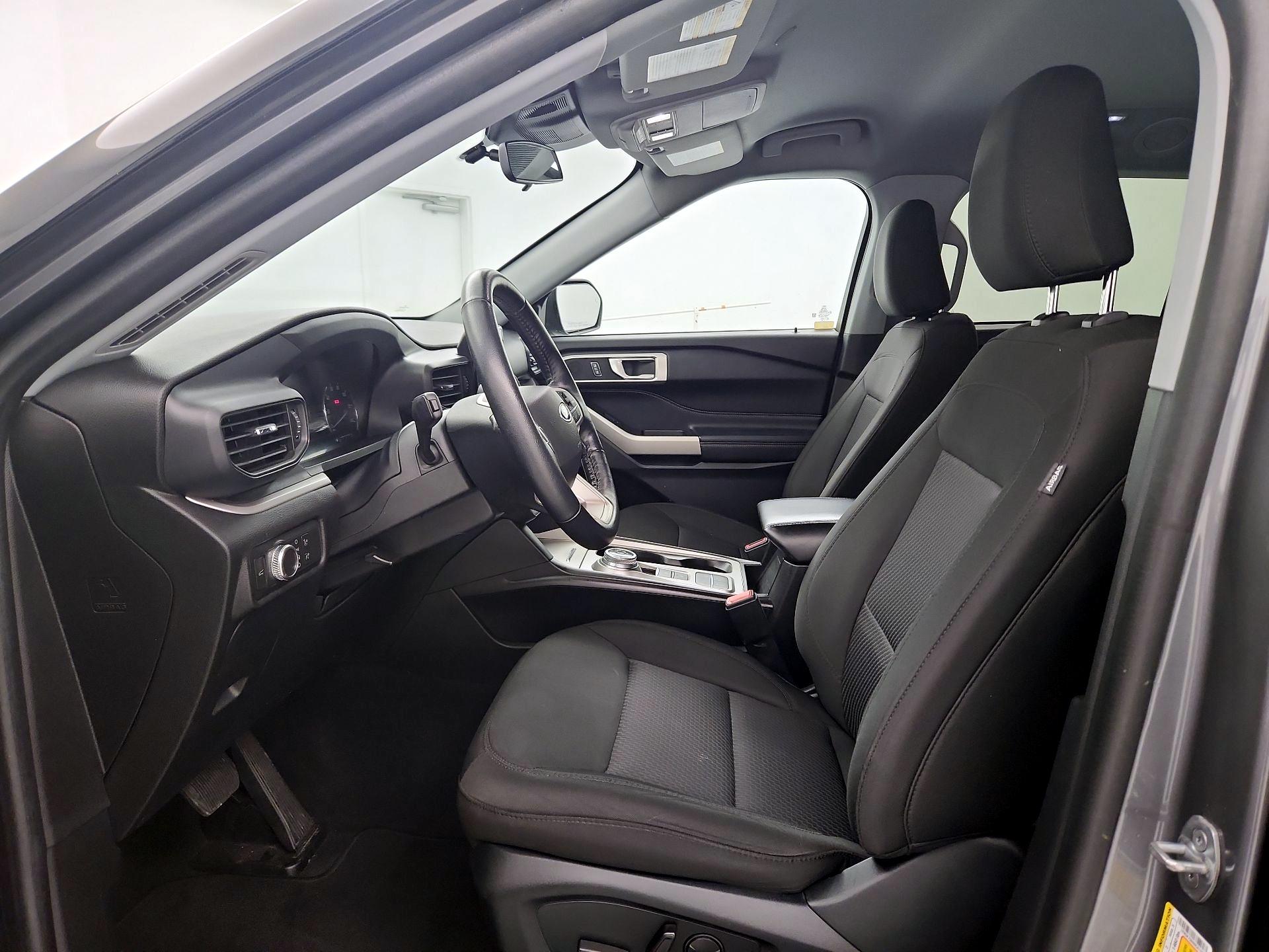 Thumbnail: 2022 Ford Explorer - 11