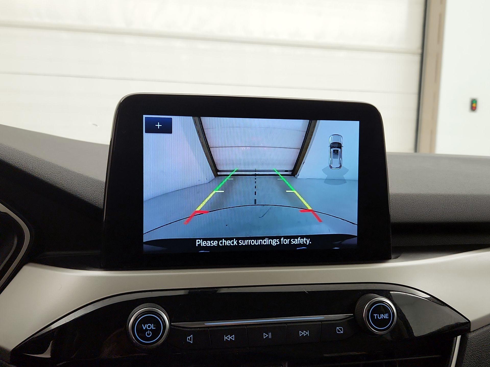 Thumbnail: 2020 Ford Escape - 14