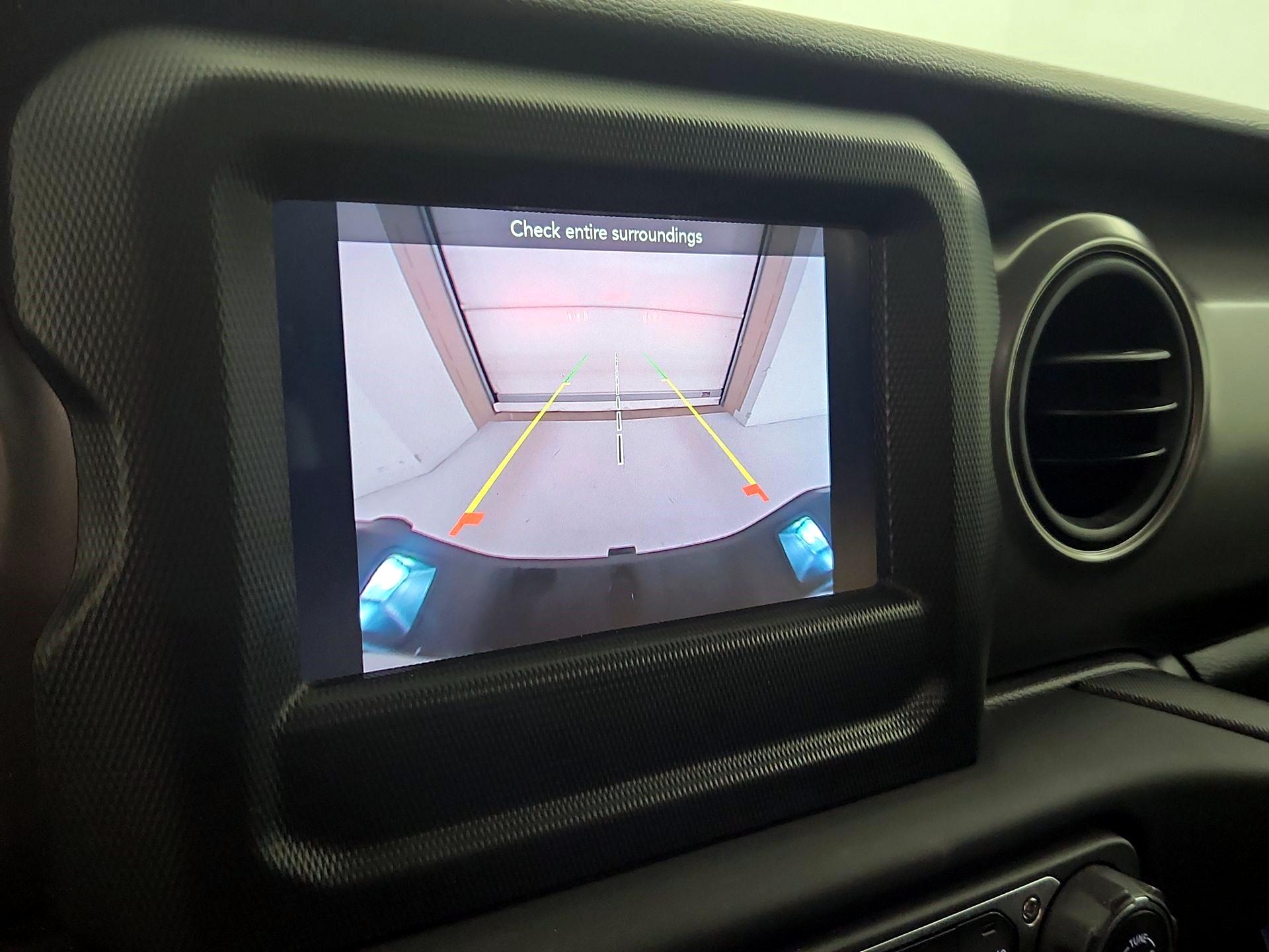 Thumbnail: 2023 Jeep Gladiator - 14