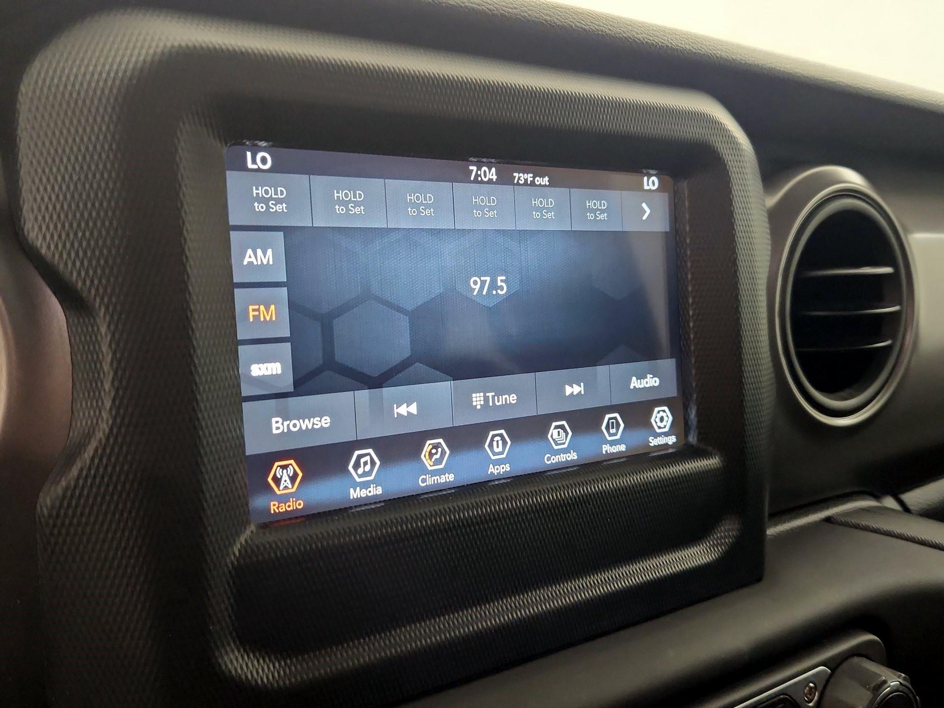 Thumbnail: 2023 Jeep Gladiator - 15