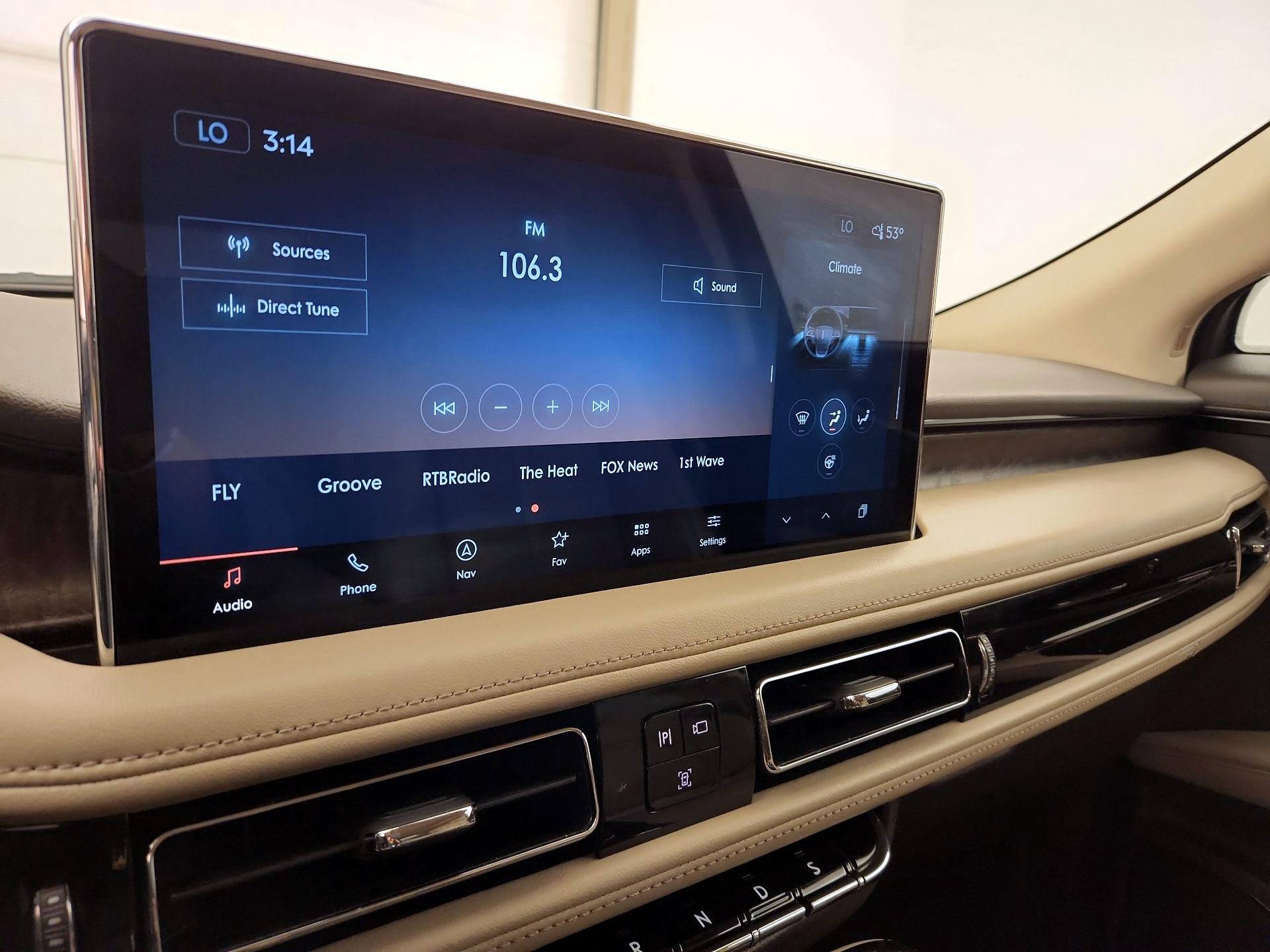 Thumbnail: 2021 Lincoln Nautilus - 16