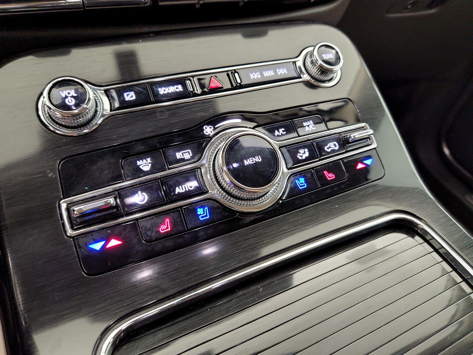 Thumbnail: 2021 Lincoln Nautilus - 17