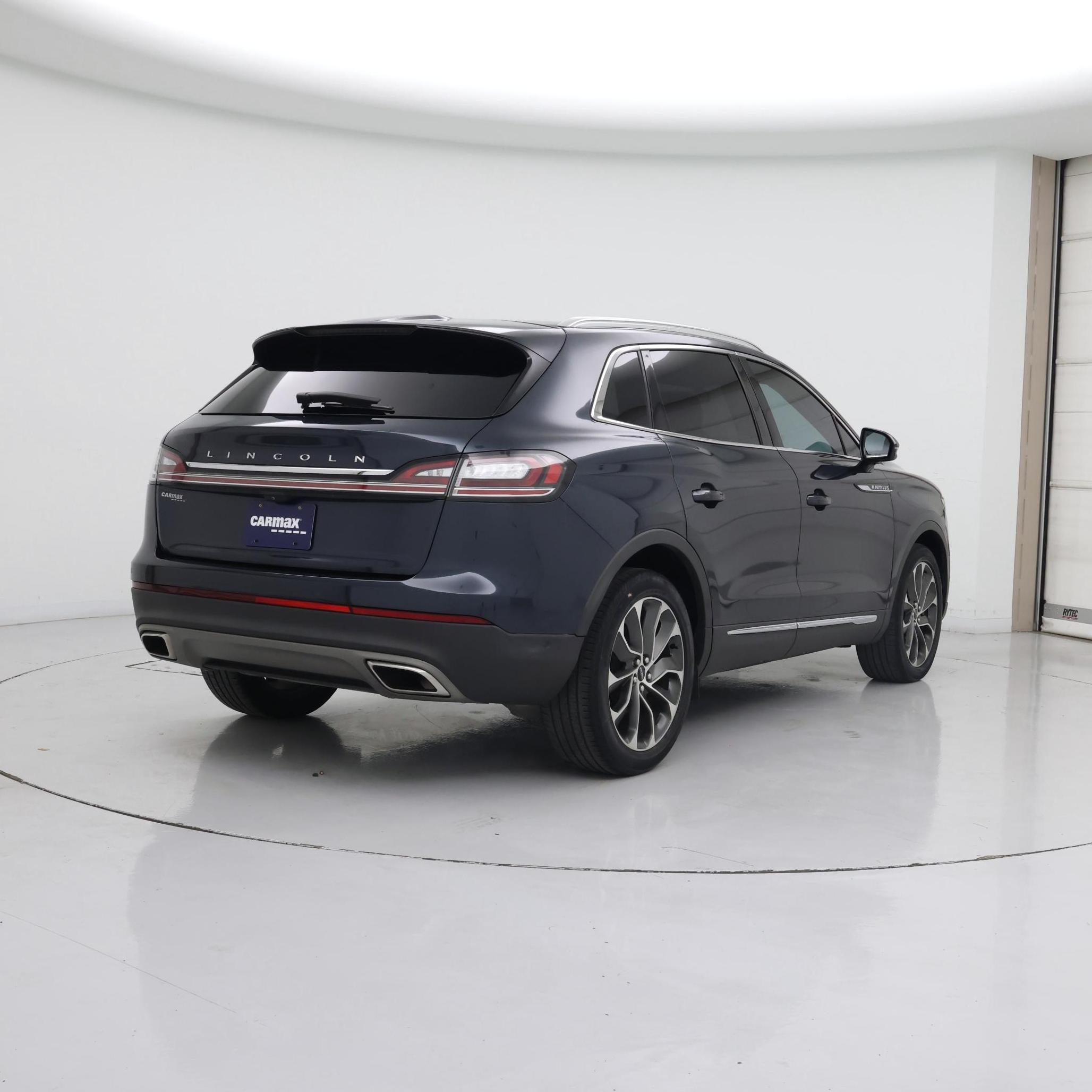 Thumbnail: 2021 Lincoln Nautilus - 8