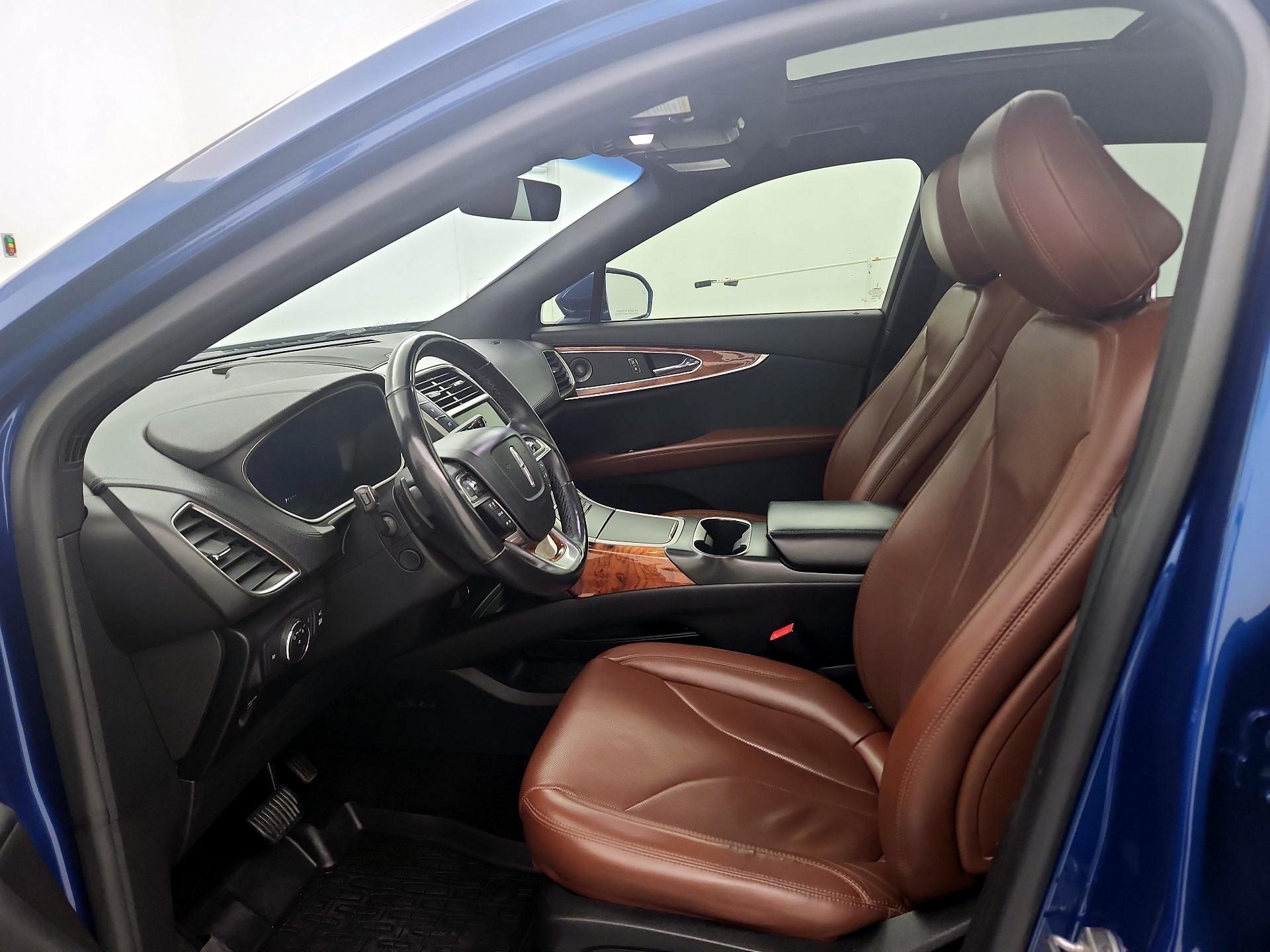 Thumbnail: 2020 Lincoln Nautilus - 11