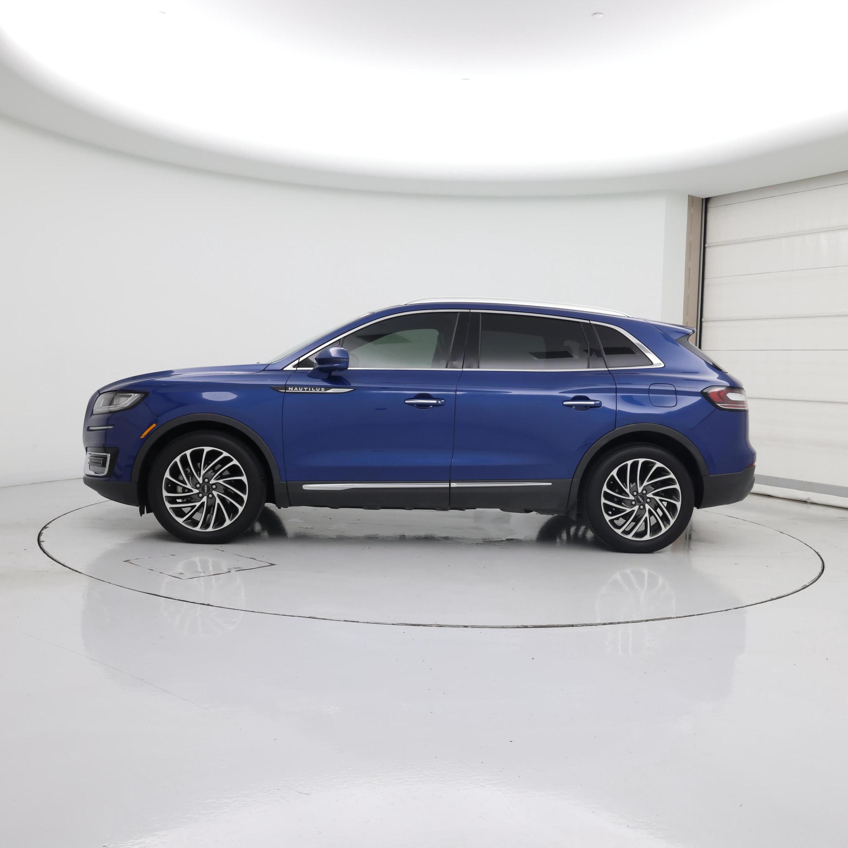 Thumbnail: 2020 Lincoln Nautilus - 3