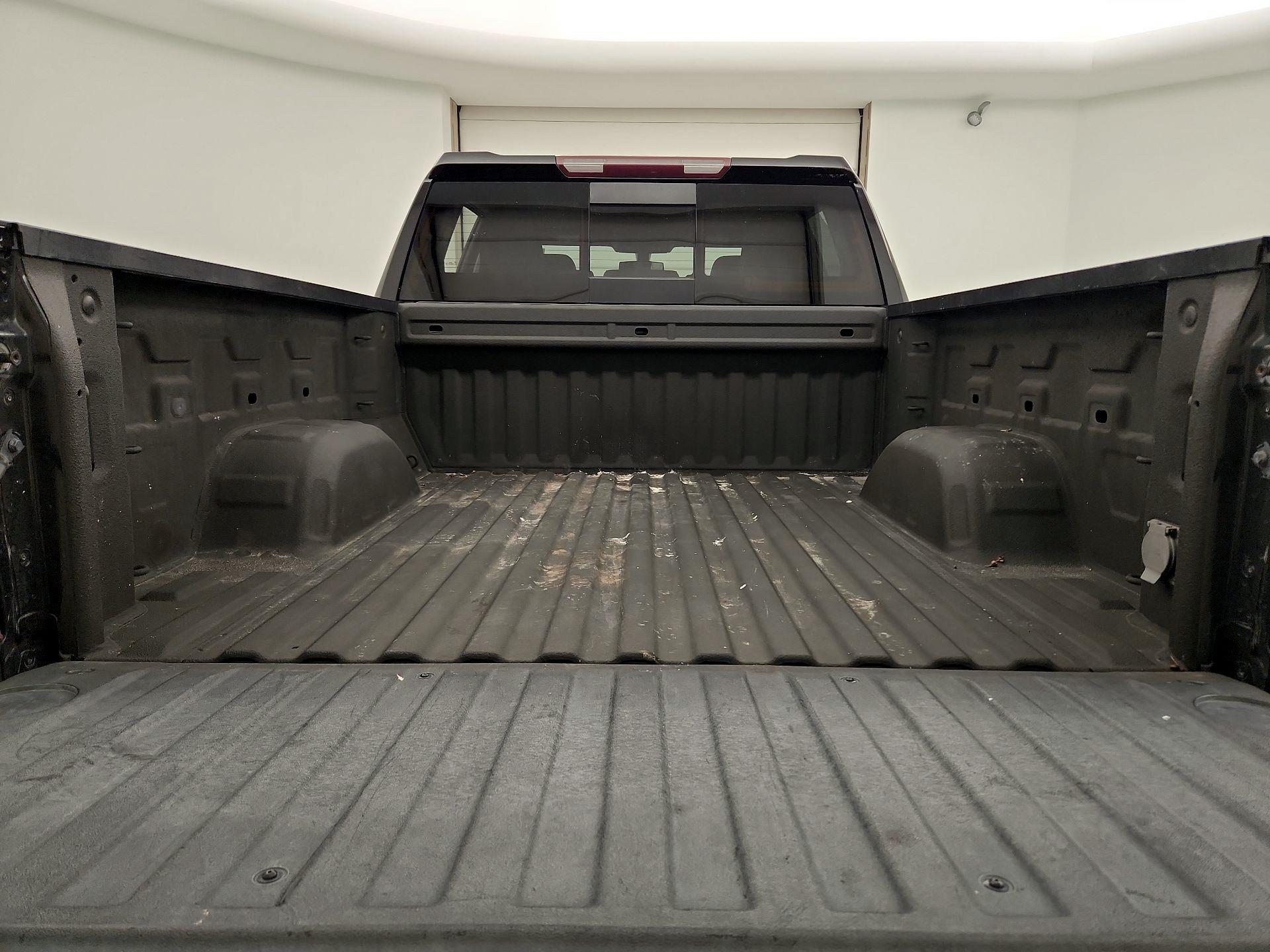 Thumbnail: 2021 Chevrolet Silverado 1500 - 19