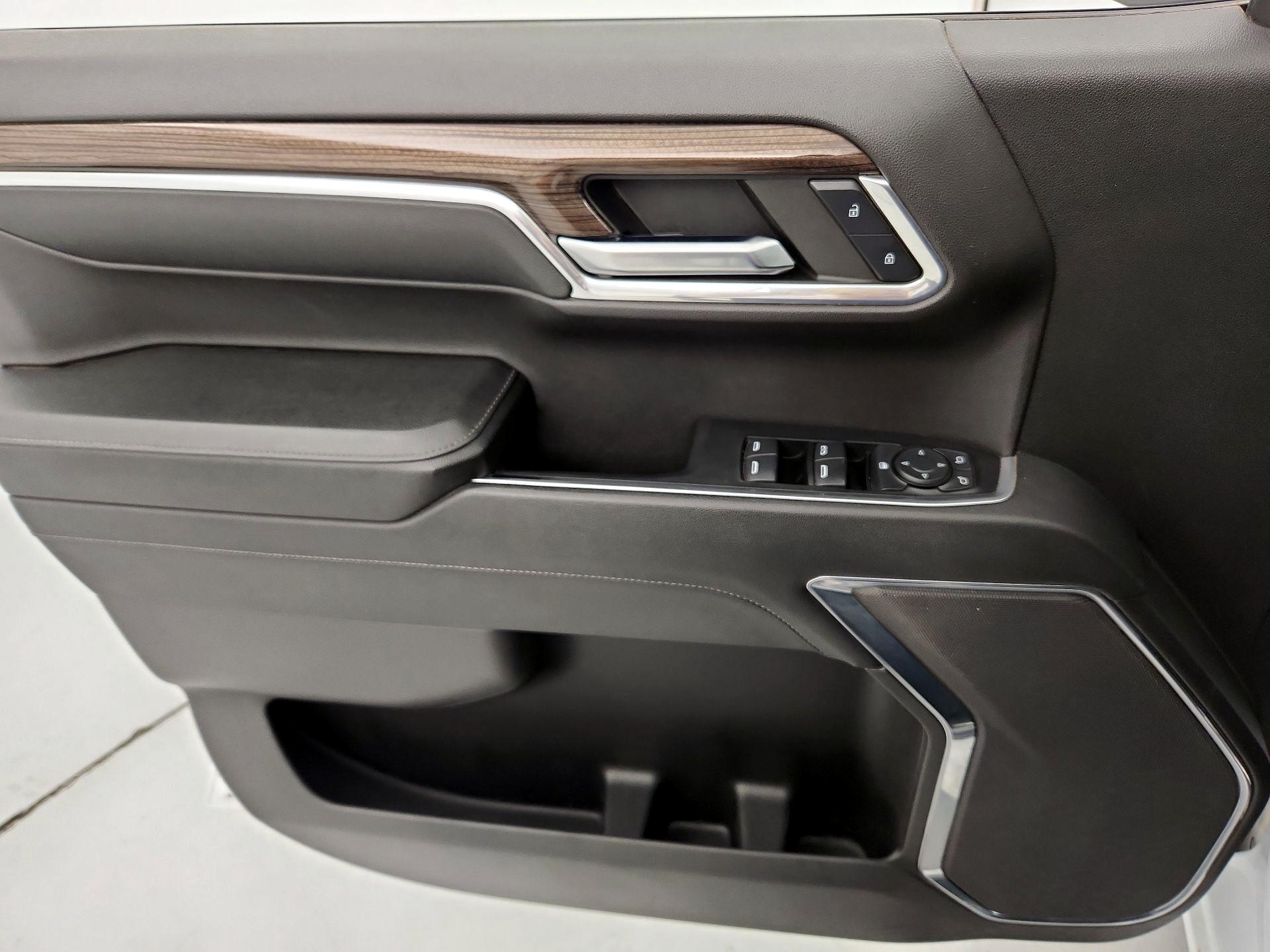 Thumbnail: 2023 Chevrolet Silverado 1500 - 12