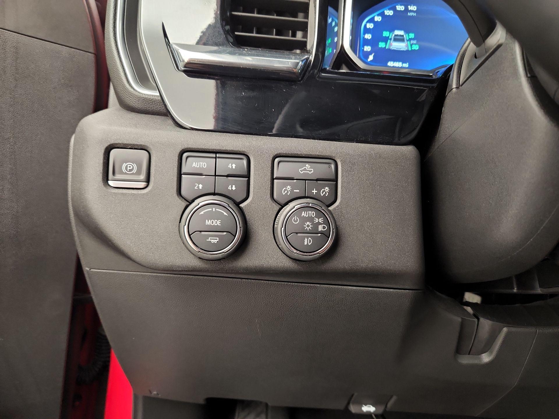 Thumbnail: 2023 Chevrolet Silverado 1500 - 13