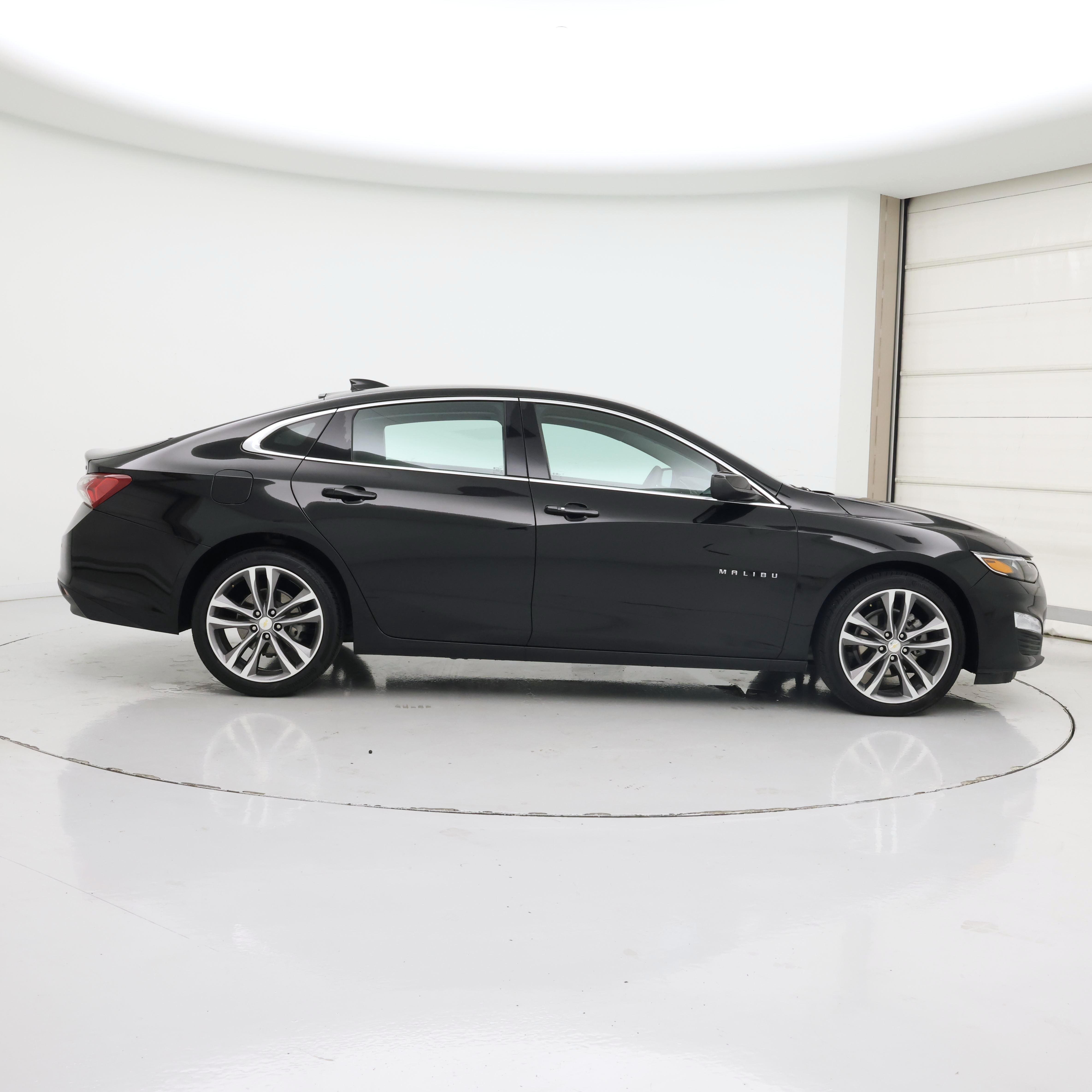 Thumbnail: 2022 Chevrolet Malibu - 7