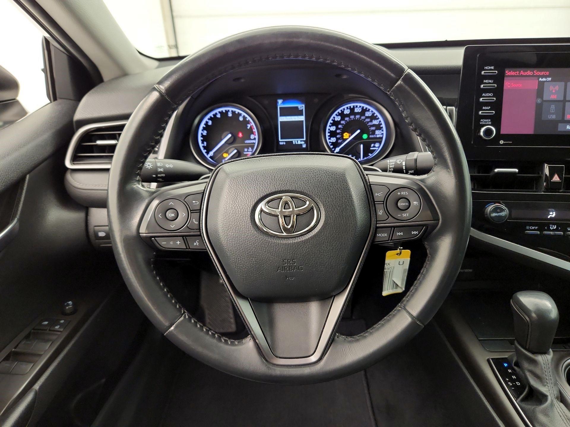 Thumbnail: 2021 Toyota Camry - 10