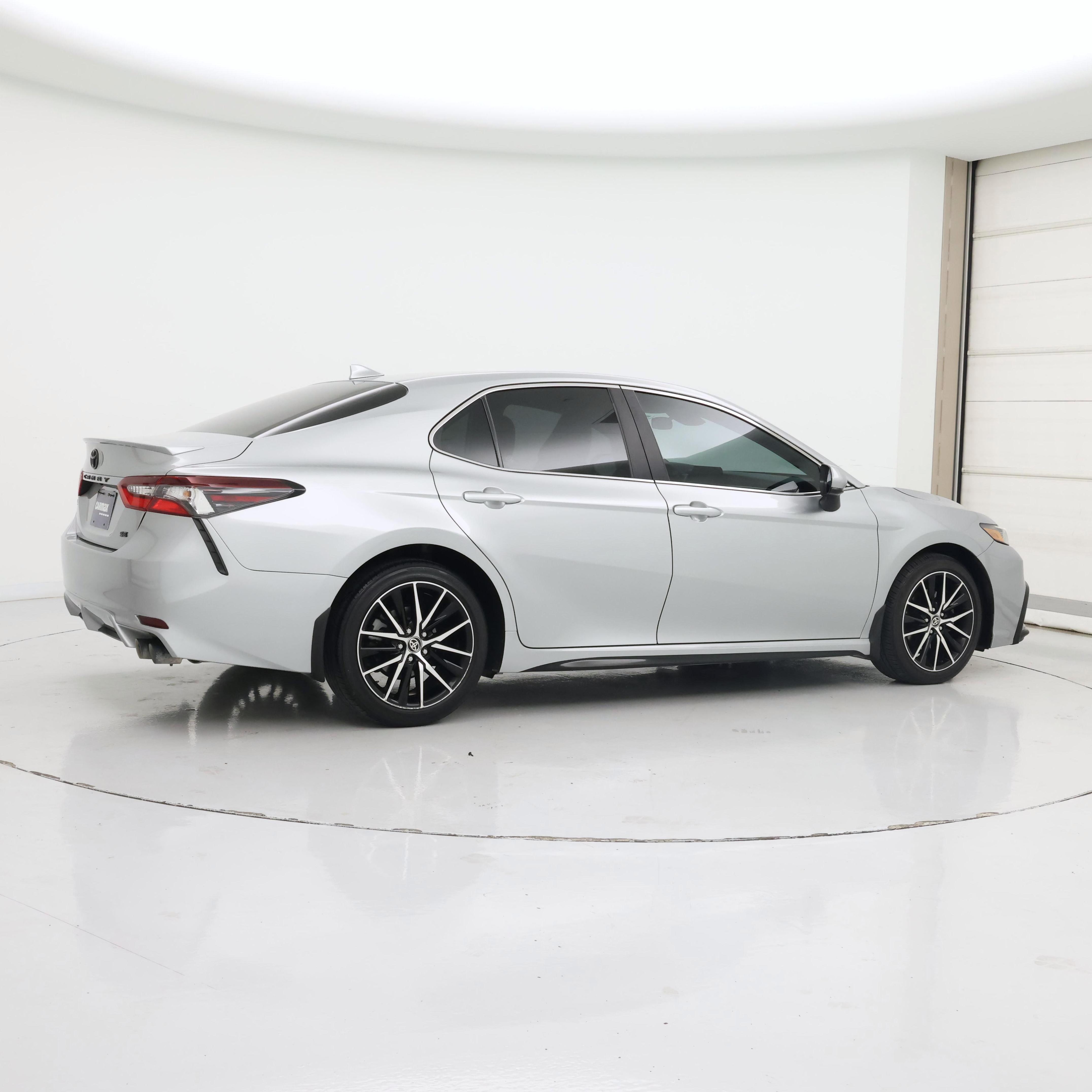 Thumbnail: 2021 Toyota Camry - 8