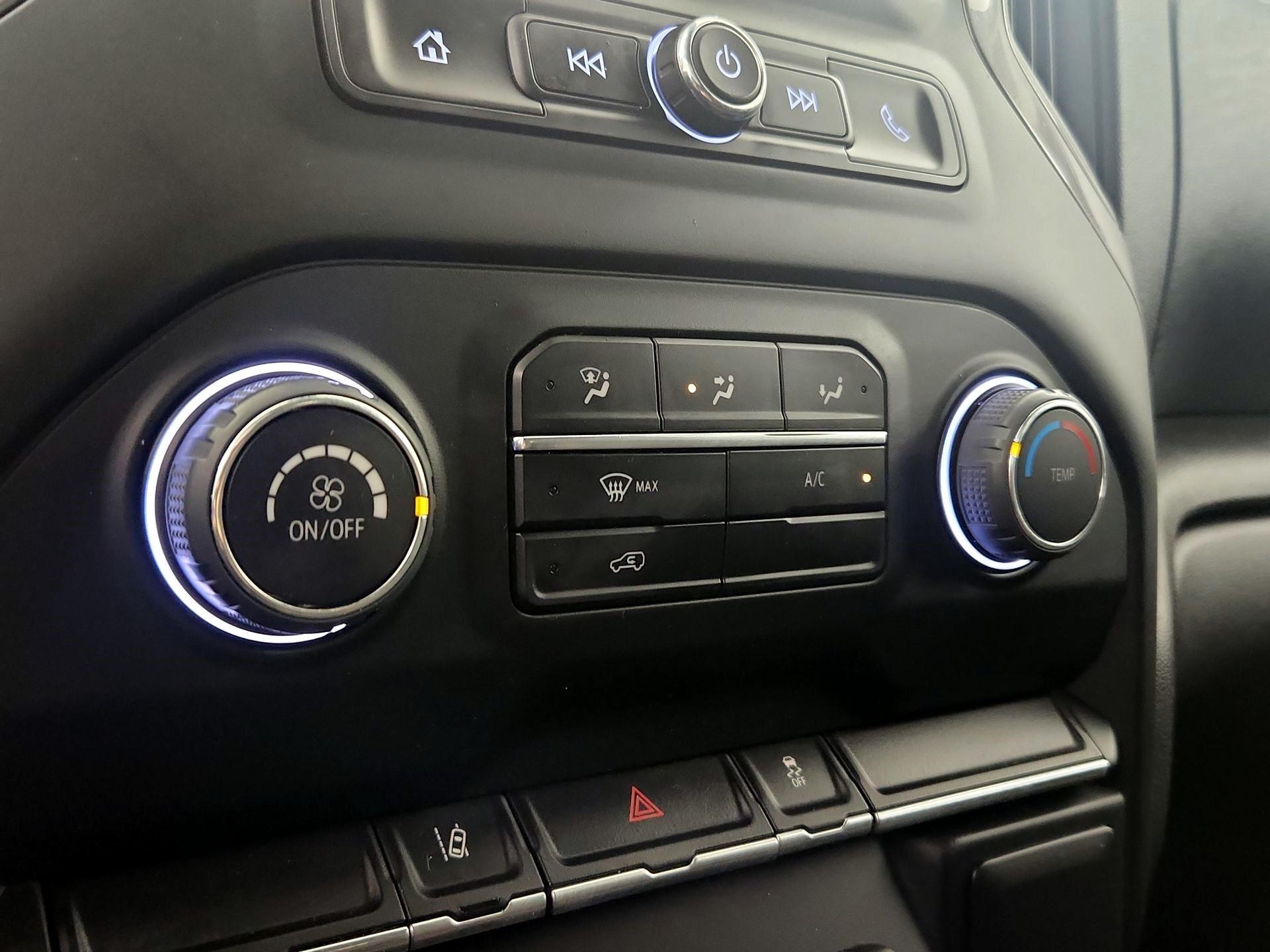 Thumbnail: 2024 Chevrolet Silverado 2500 - 16