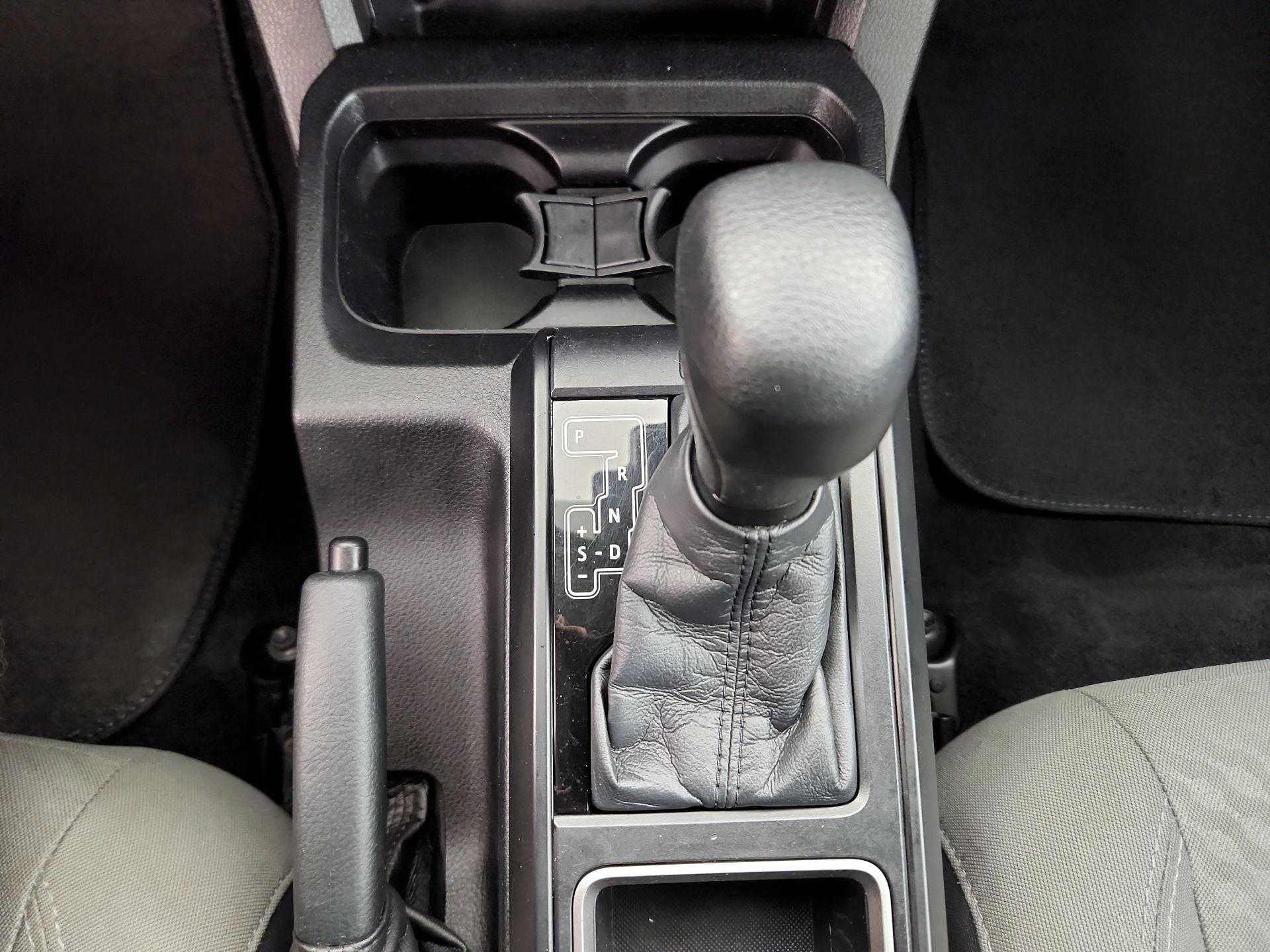 Thumbnail: 2021 Toyota Tacoma - 17