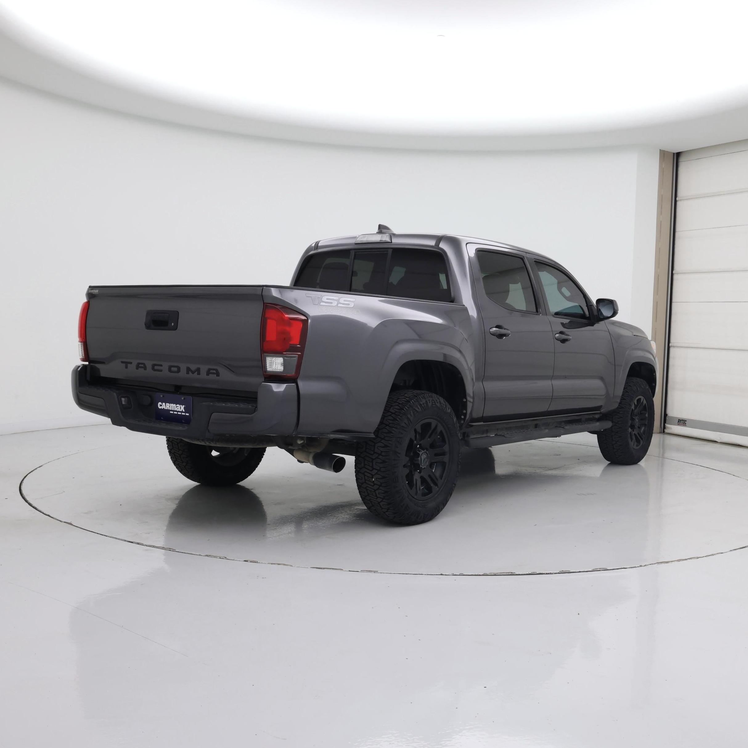 Thumbnail: 2021 Toyota Tacoma - 8