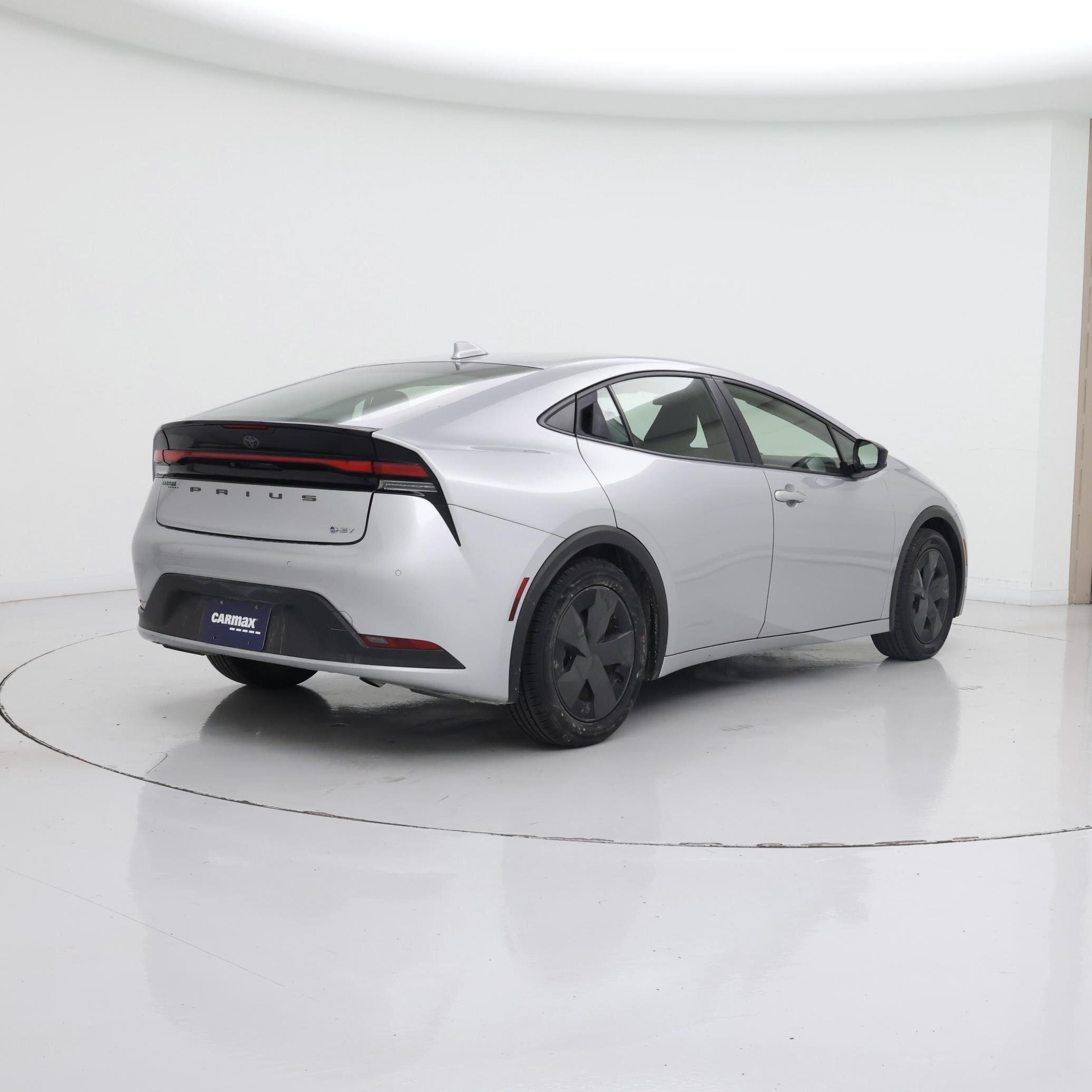 Thumbnail: 2023 Toyota Prius - 8